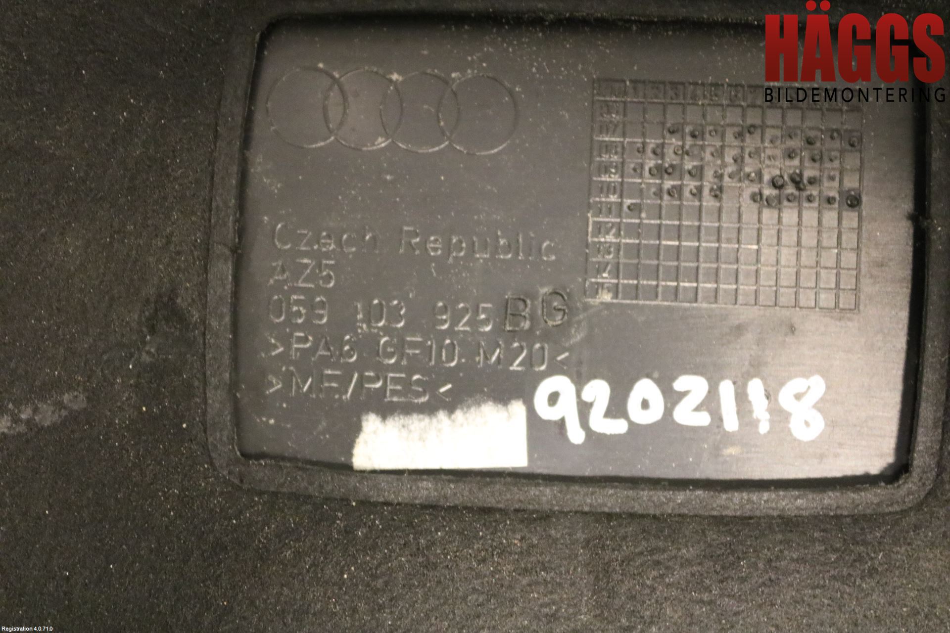 Audi A4/S4 08-11 Motorkåpa