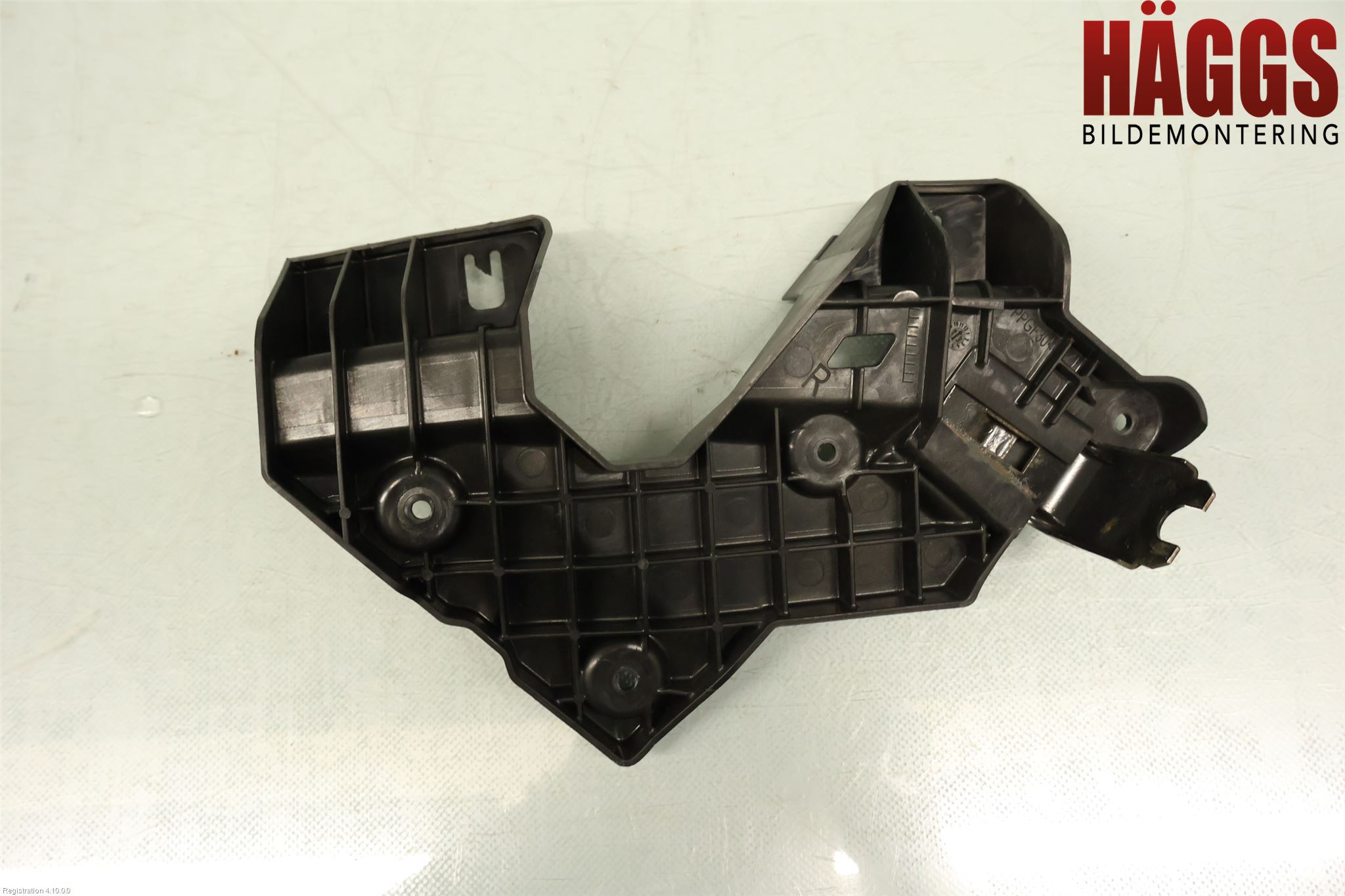 Nissan PULSAR Strålkastarsarg Höger