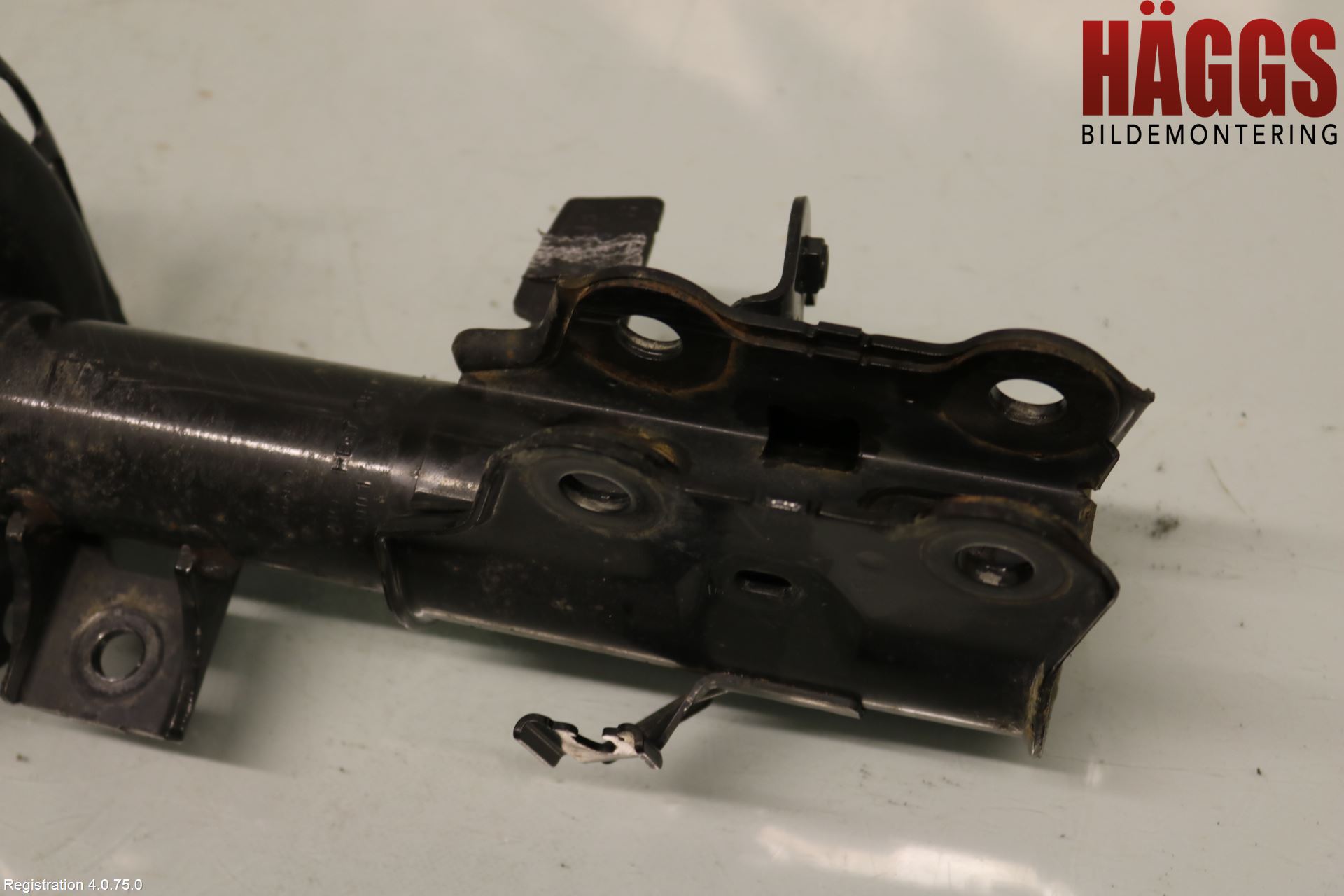 Ford FOCUS 19- Fjäderben Fram Höger