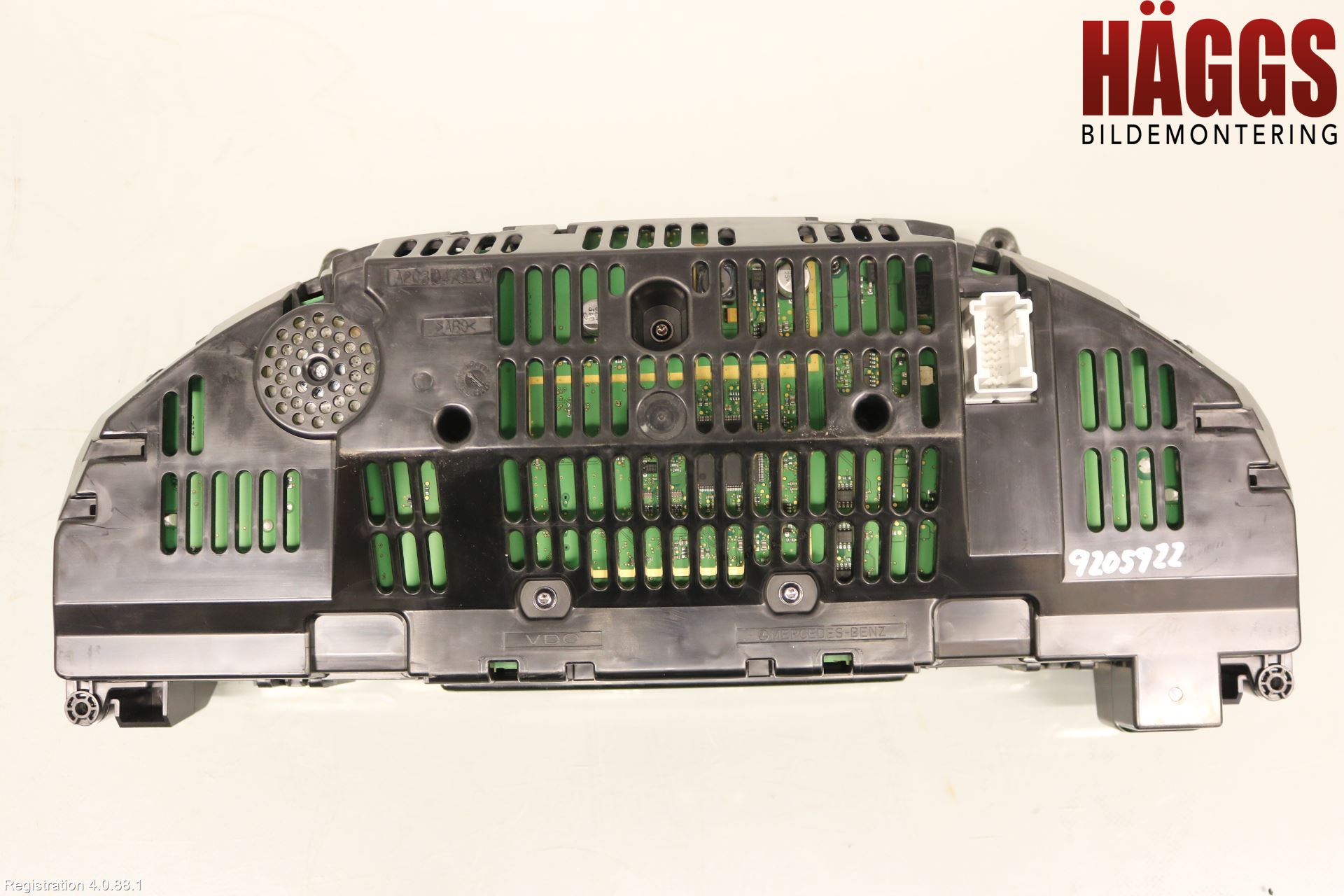 Mercedes-Benz MB C-KLASS (W204) 07-15 Instrument Komb