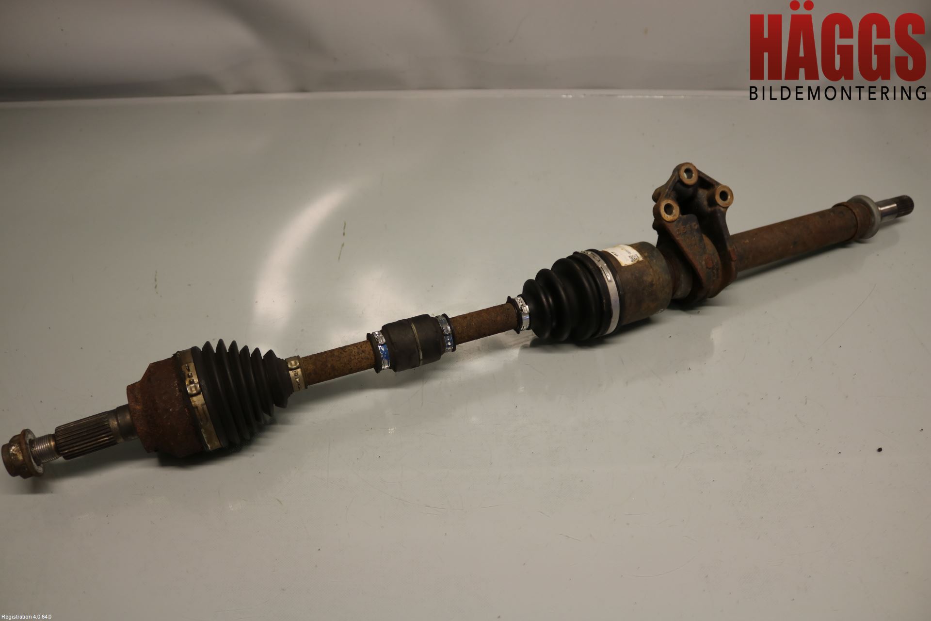 Mazda 3 II 09-13 Drivaxel Fram Höger