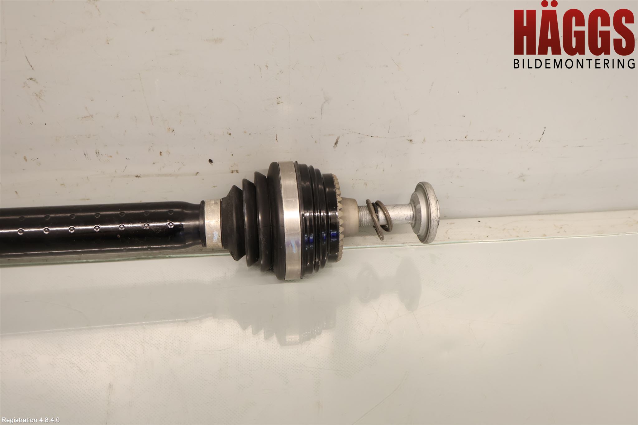 BMW 5/i5 G60/G61 24- Drivaxel Bak Vänster