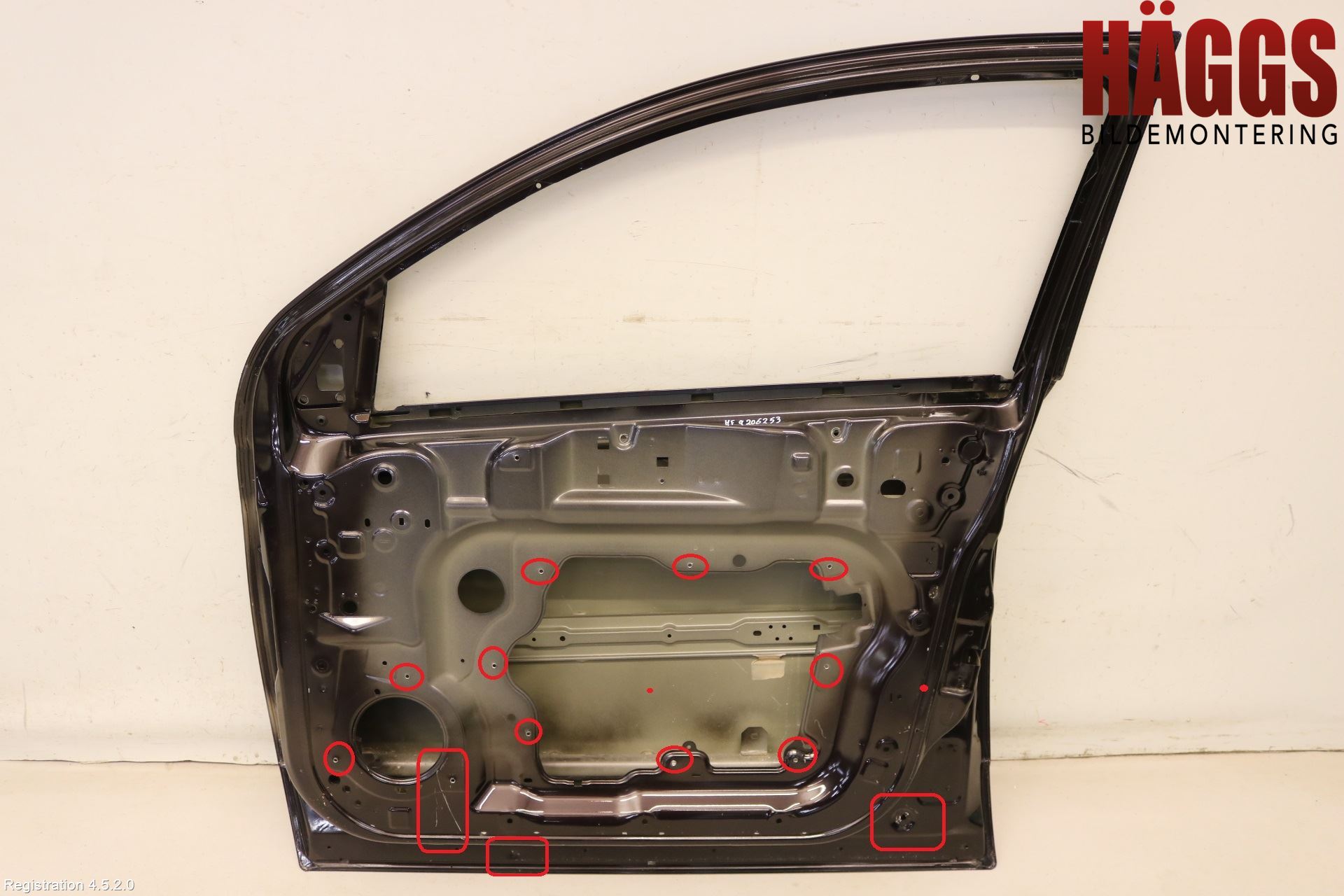 Nissan QASHQAI+2  10-14 Dörr Fram Höger