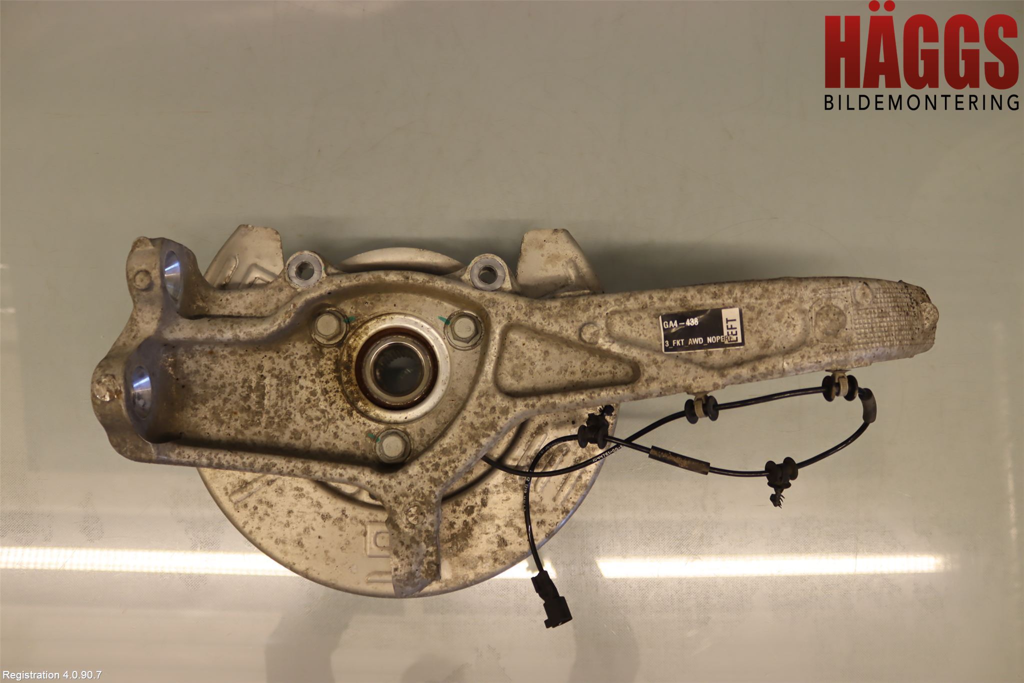 Tesla MODEL 3 17- Styrspindel Lagerhus Vä