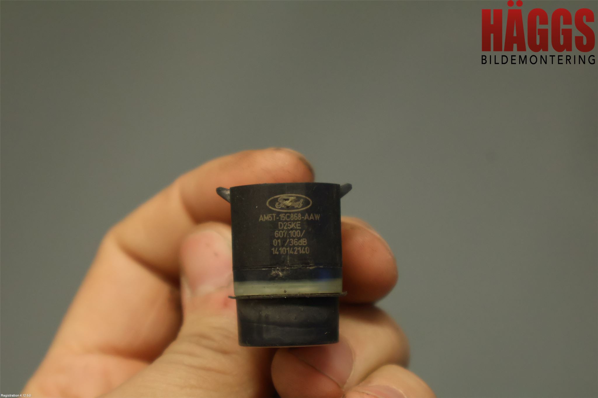 Ford KUGA 13-16 Parkeringshjälp Frontsensor