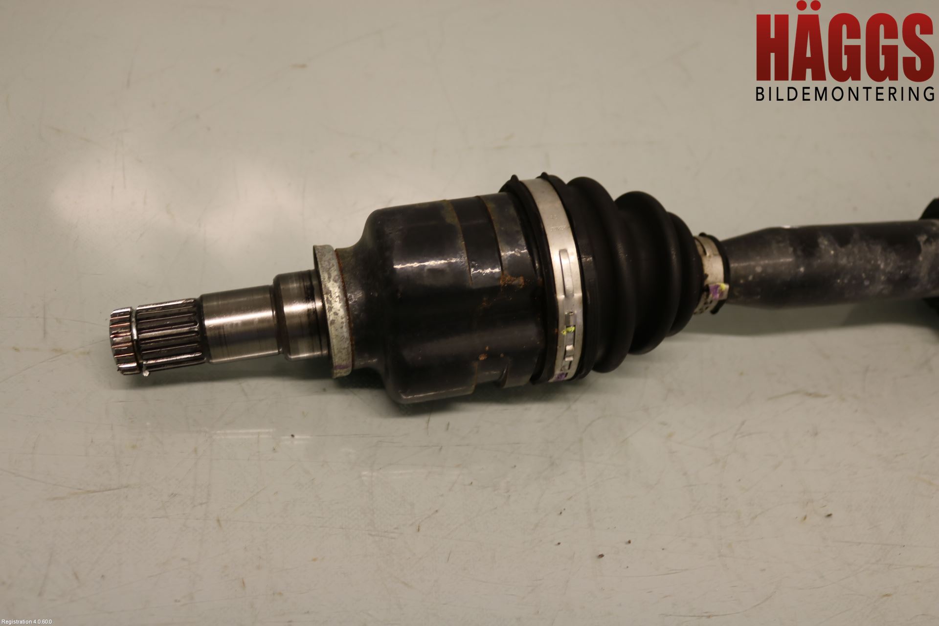 Toyota VERSO 09-18 Drivaxel Fram Höger