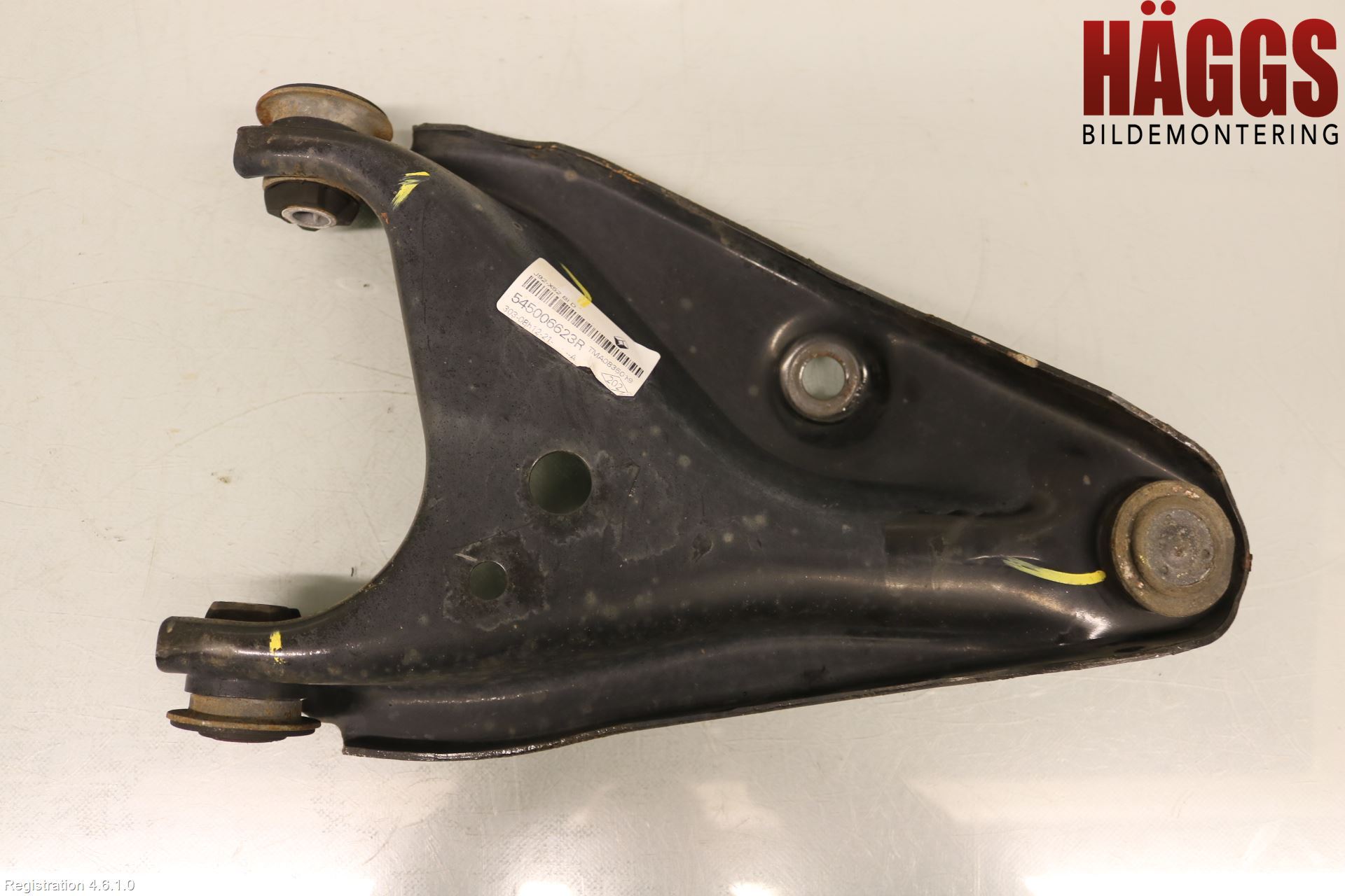 Renault EXPRESS 21- Bärarm Fram Undre Hö