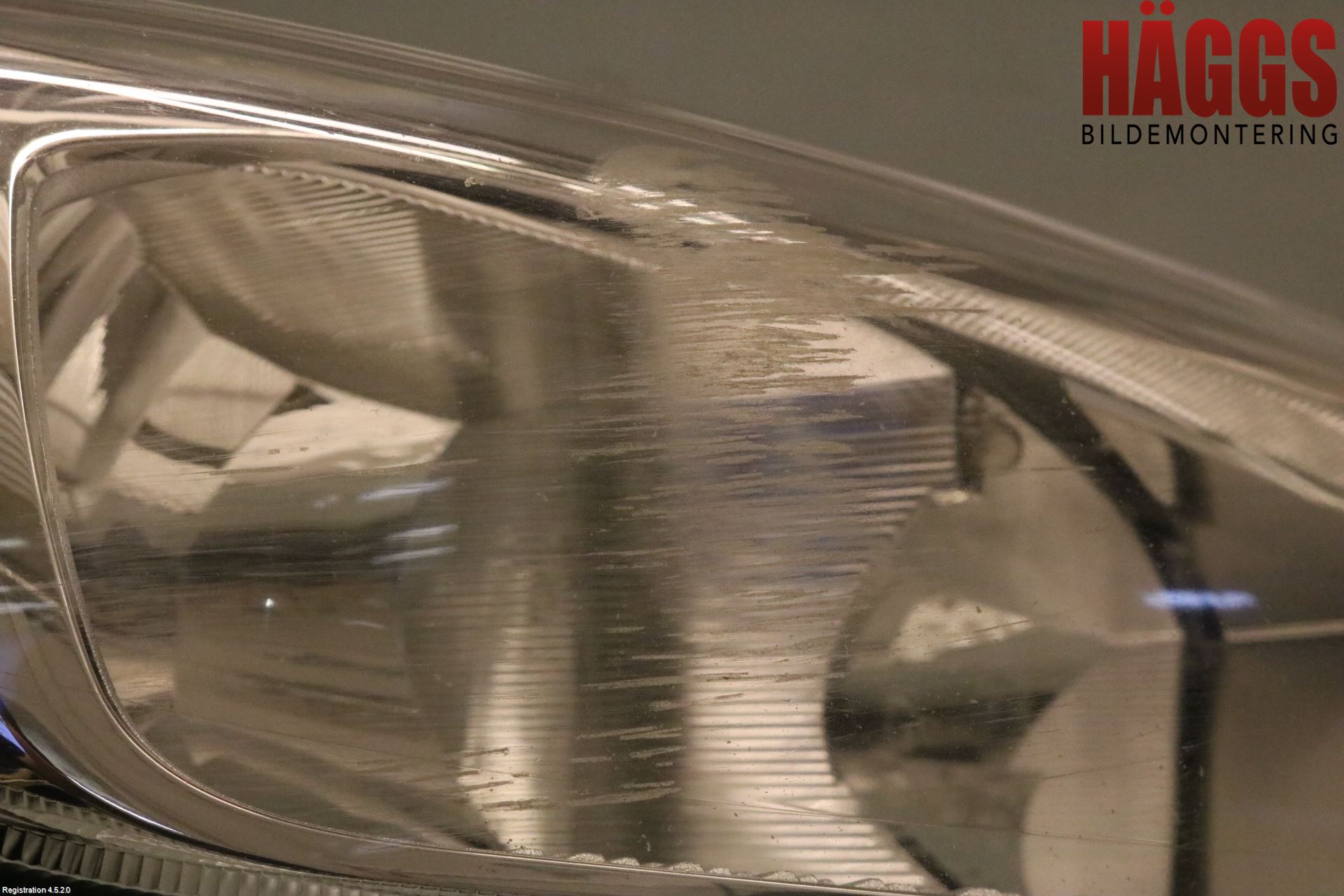 Ford FOCUS 15-18 Strålkastare Höger