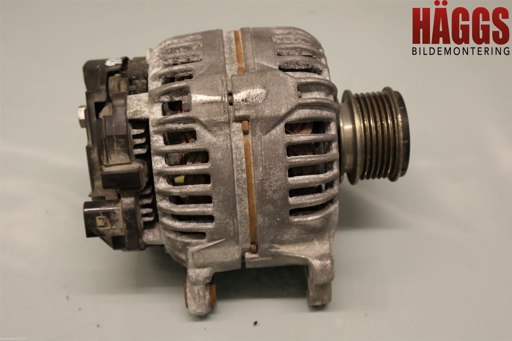 Volkswagen VW CADDY 11-15 Generator