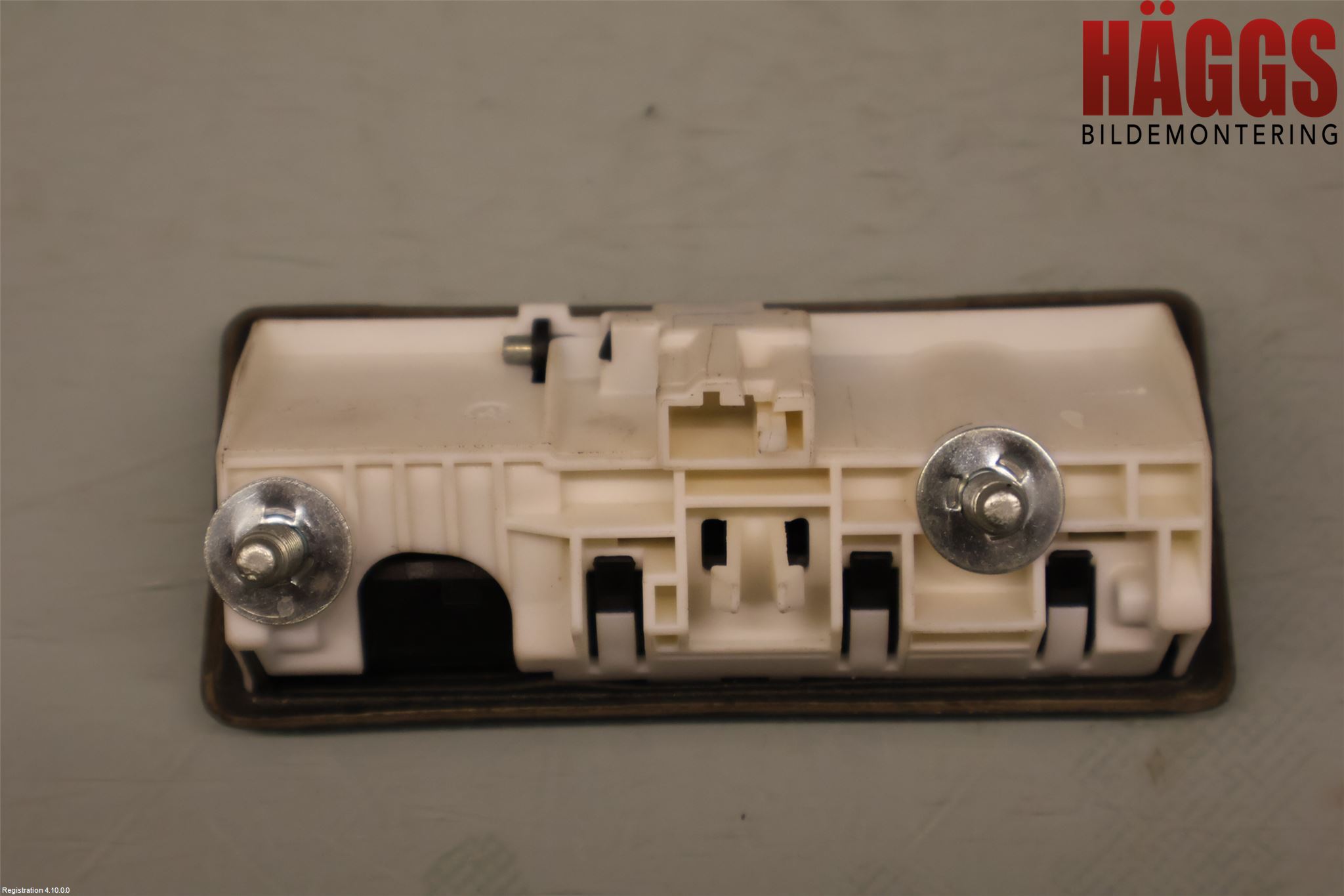 Audi A6 ALLROAD 12-18 Bakluckehandtag