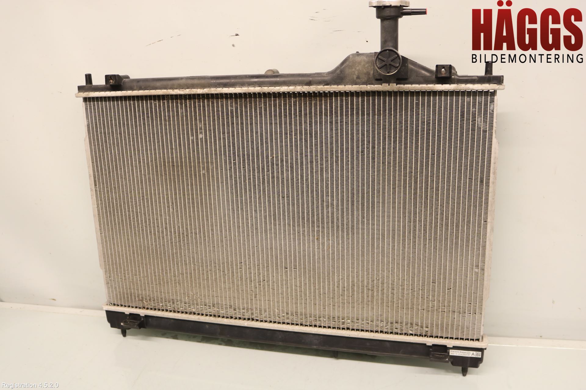 Mitsubishi OUTLANDER 13-21 Kylare Aut