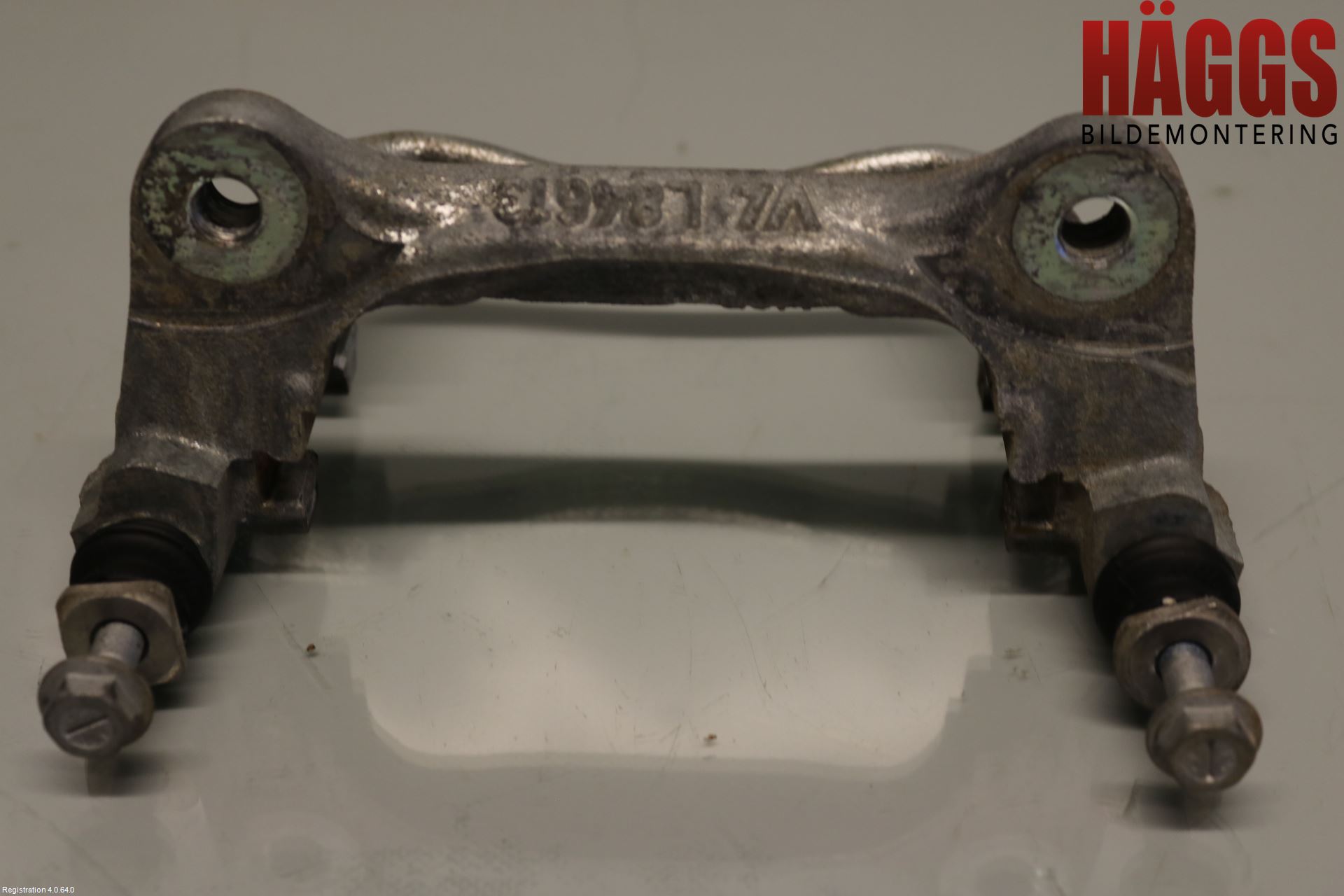 Toyota COROLLA 19- Bromsokshållare