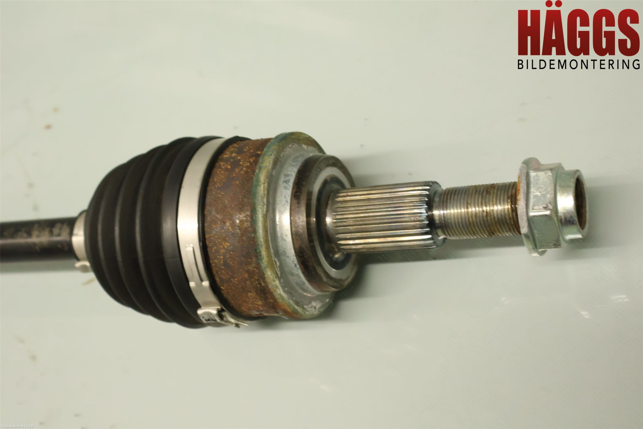 Mazda CX-80 24- Drivaxel Fram Höger