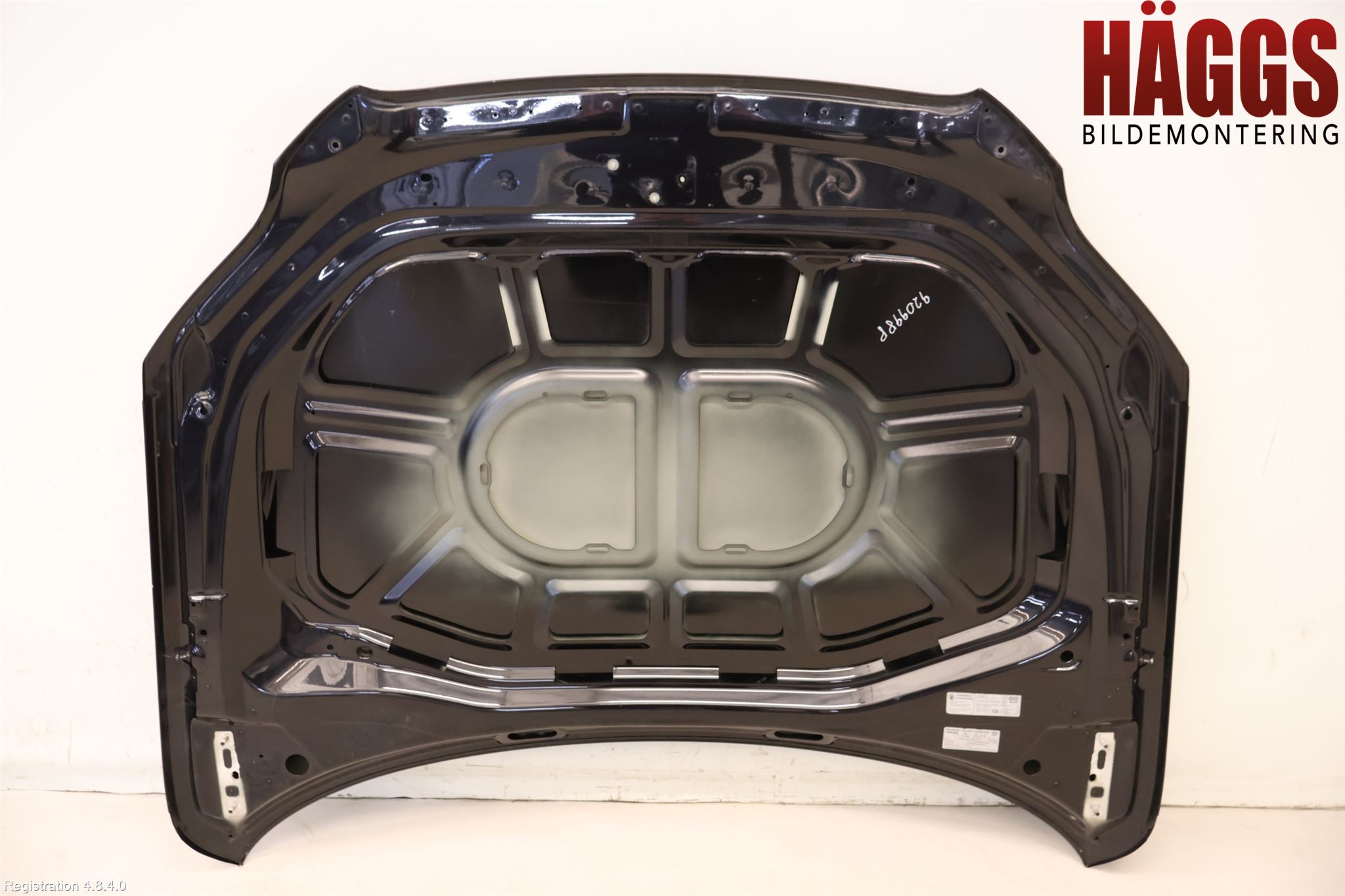 Audi Q7/SQ7 Huv Fram