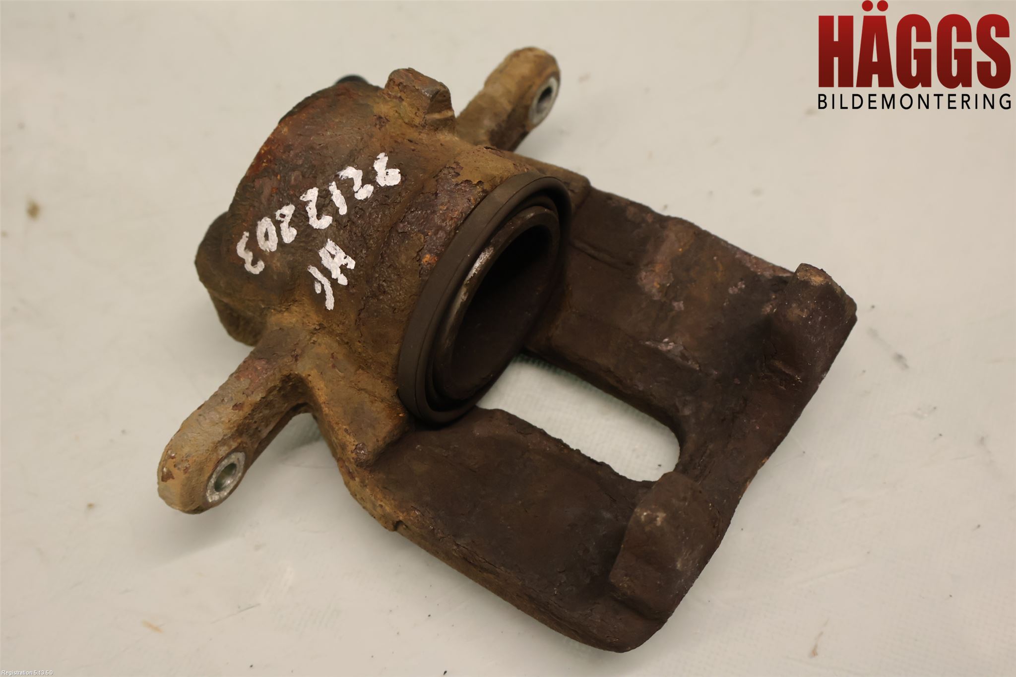 Renault CAPTUR 13-19 Bromsok Fram Höger
