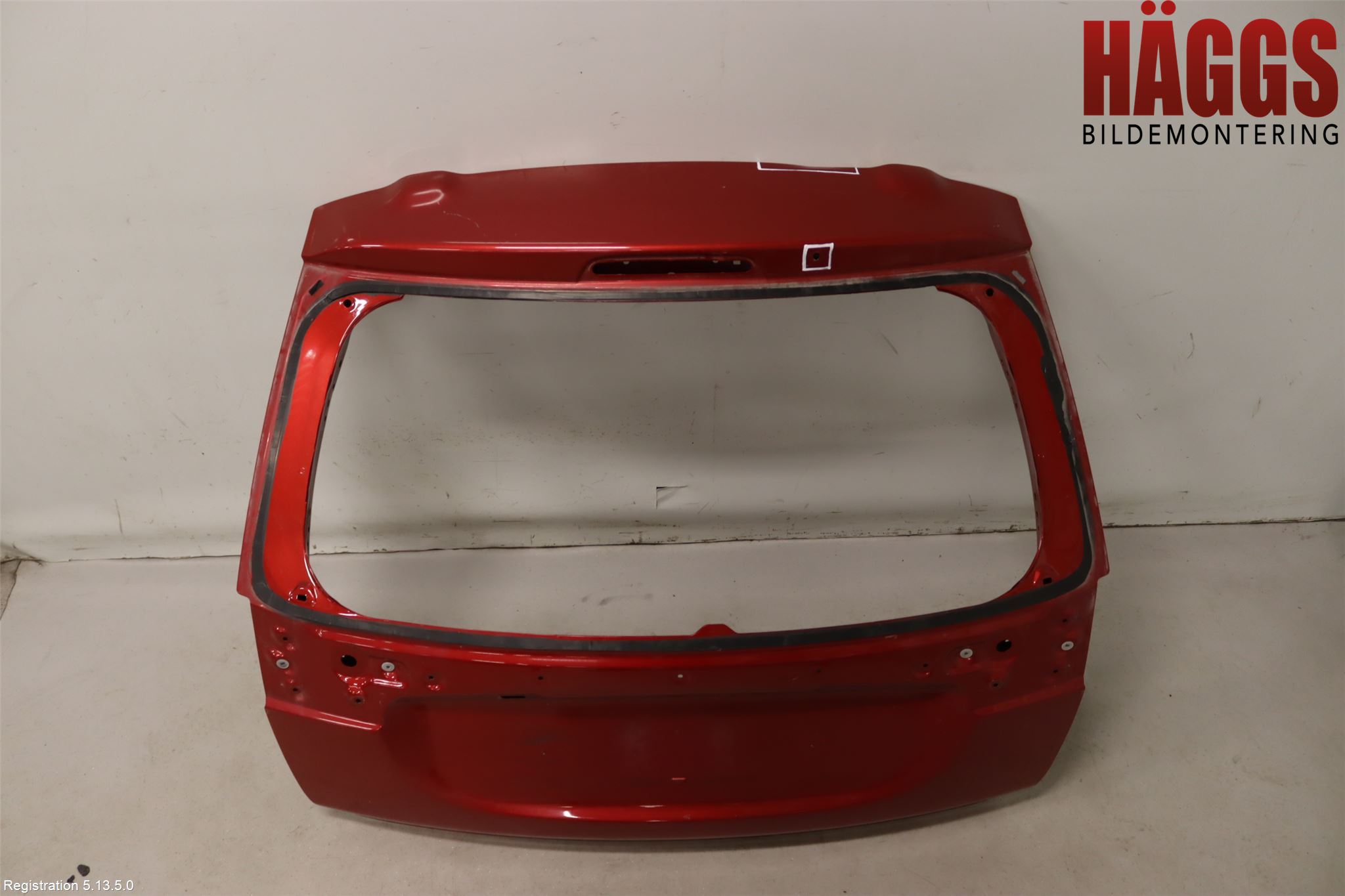 Mitsubishi OUTLANDER 13-21 Baklucka Kombi