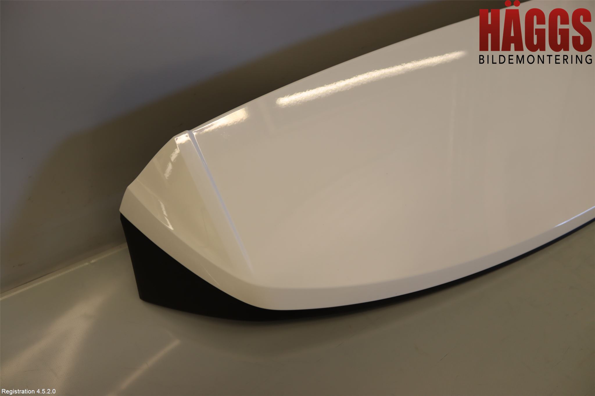 Volkswagen VW T-ROC 18- Spoiler Baklucka