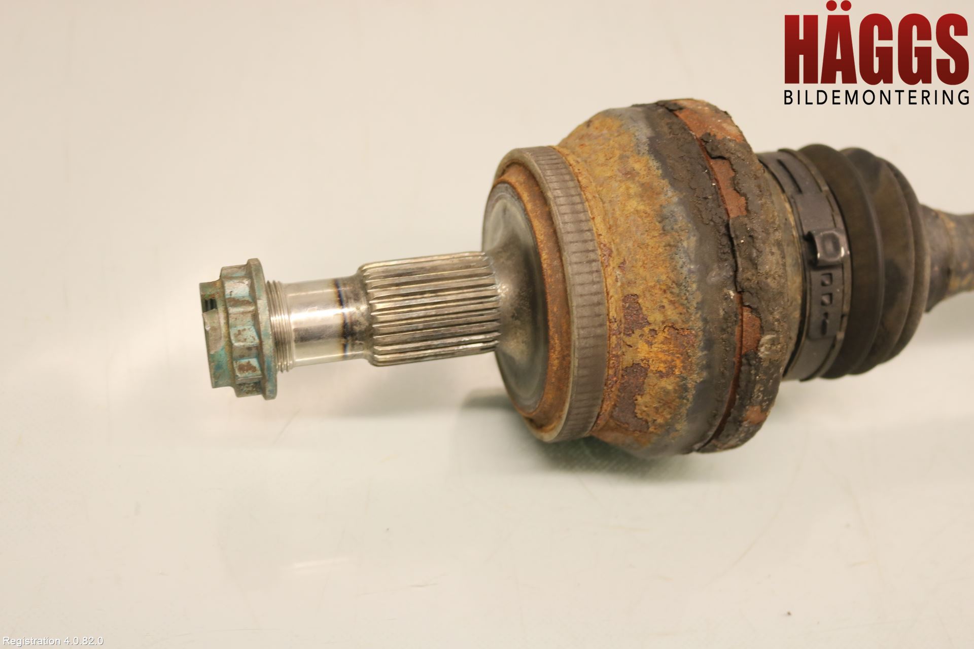 Mercedes-Benz MB E-KLASS (W212) 09-16 Drivaxel Bak Vänster