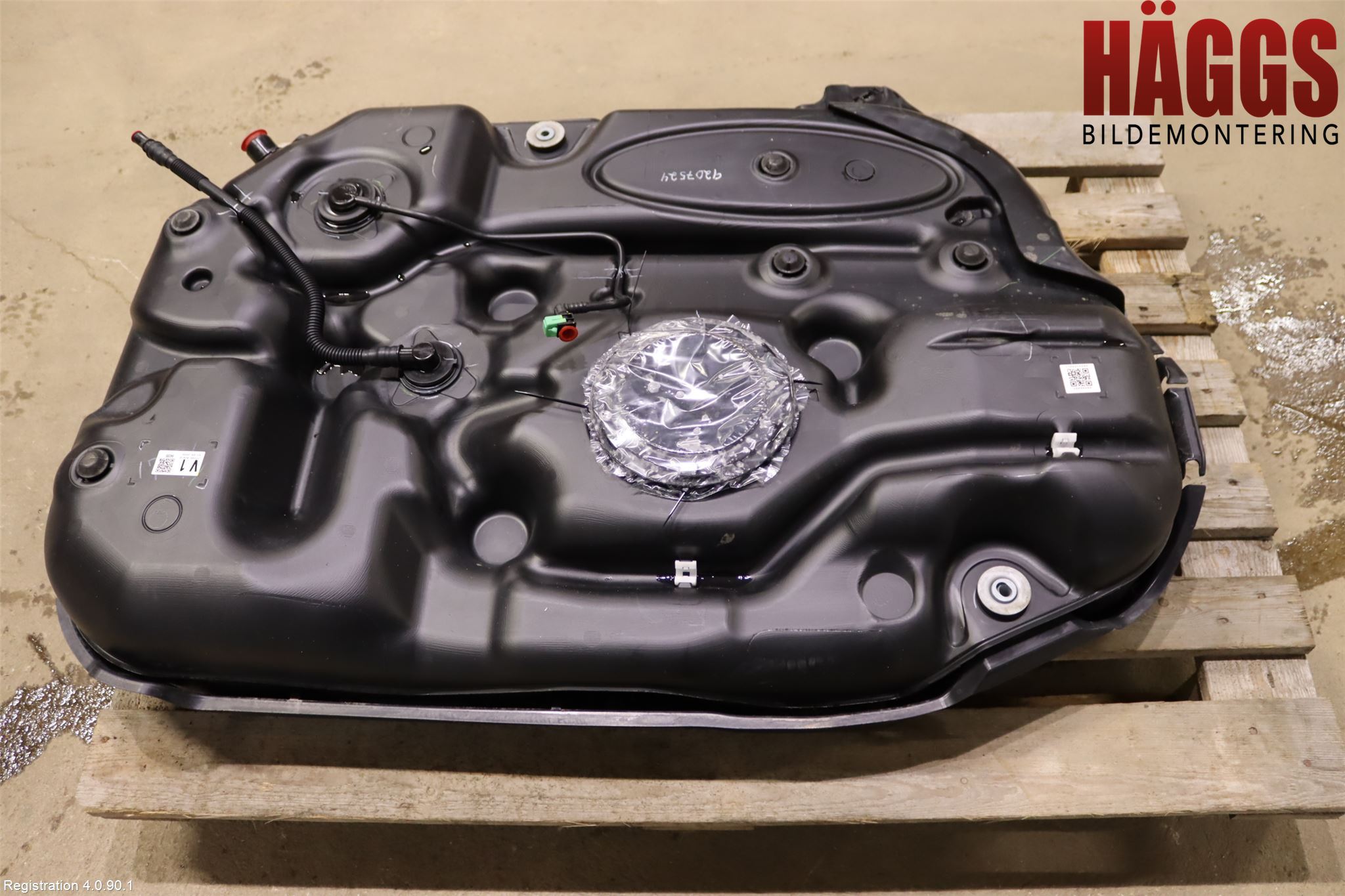 Toyota RAV4 19- Bränsletank Insprutning