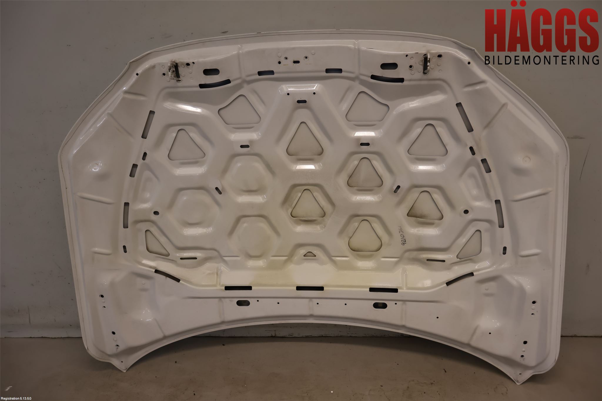 Volvo V70 14-16 Huv Fram
