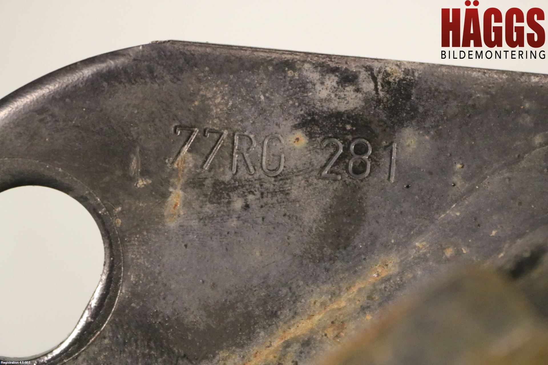 Dacia DOKKER 13- Bakaxel Fäste