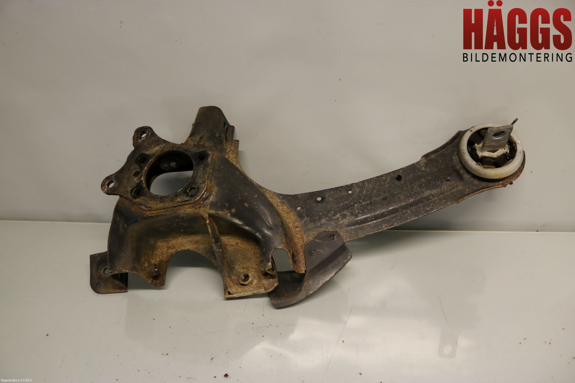 Volvo XC70 14-16 Hjullagerhus Bak Hö