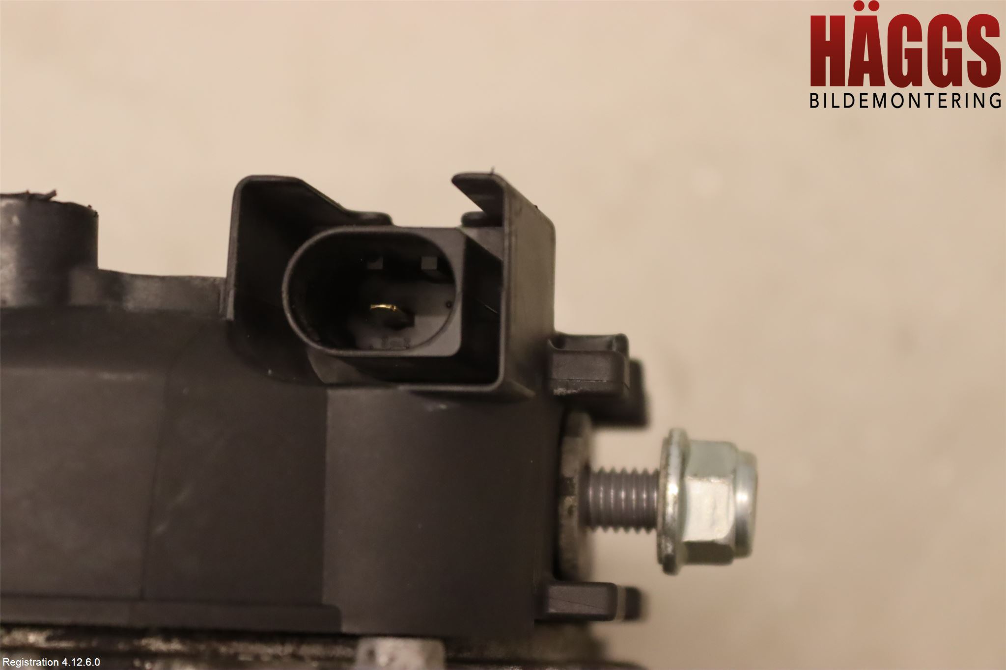 Mercedes-Benz MB E-KLASS (W212) 09-16 Generator