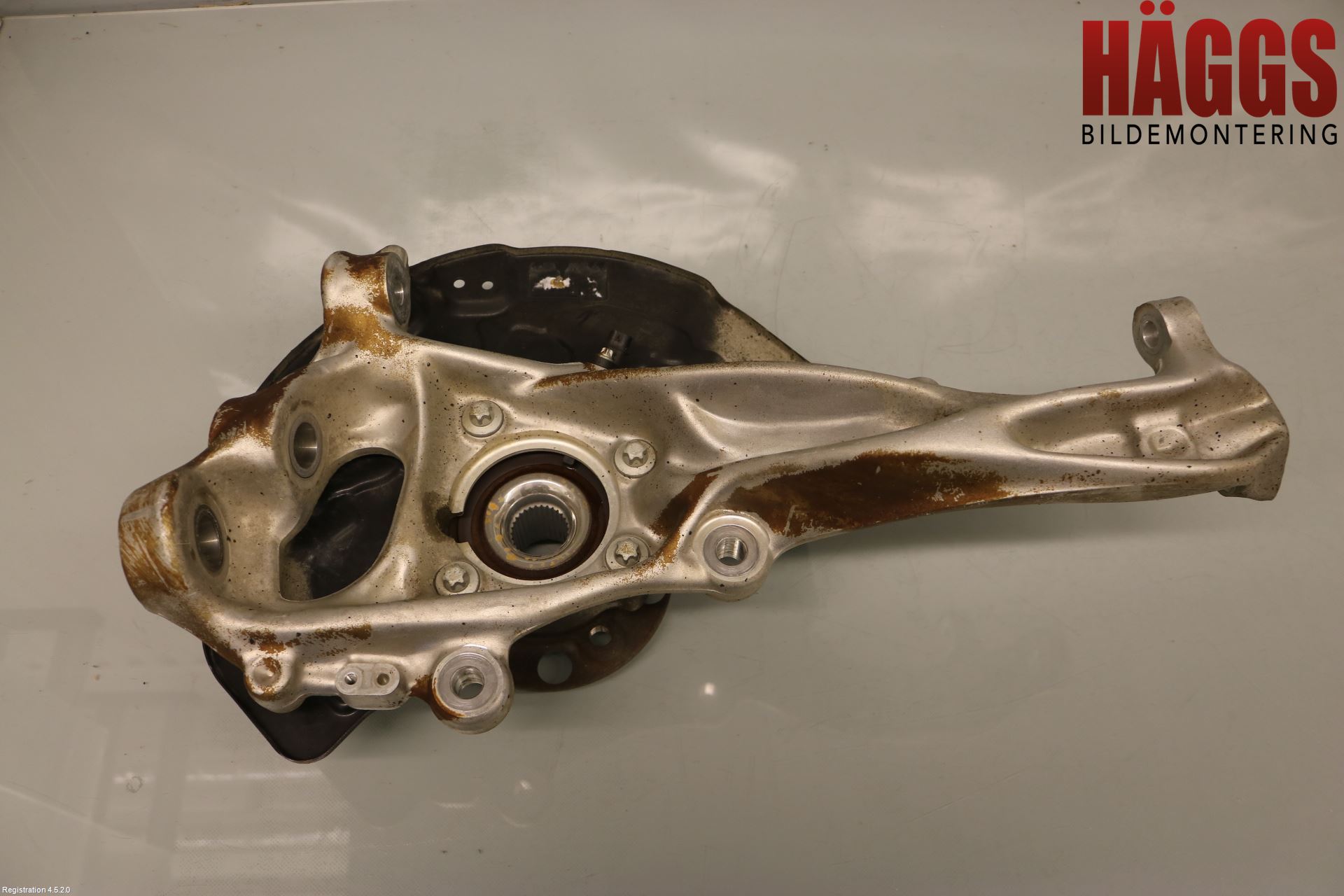 Mercedes-Benz MB C-KLASS (W206) 21- Styrspindel Lagerhus Hö