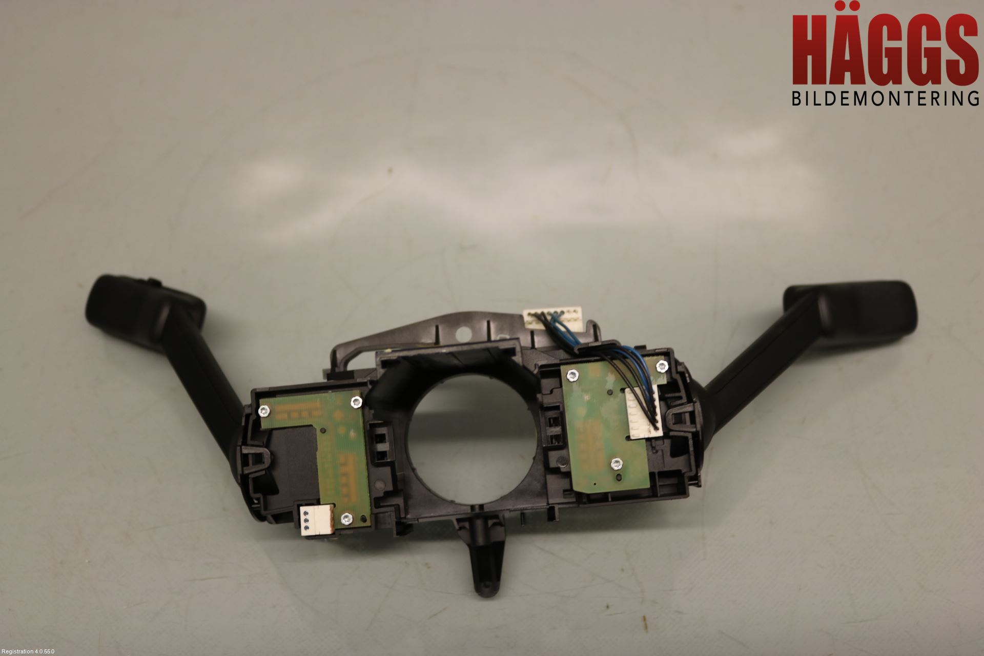 Volkswagen VW GOLF / E-GOLF VII 13-20 Spakcentral