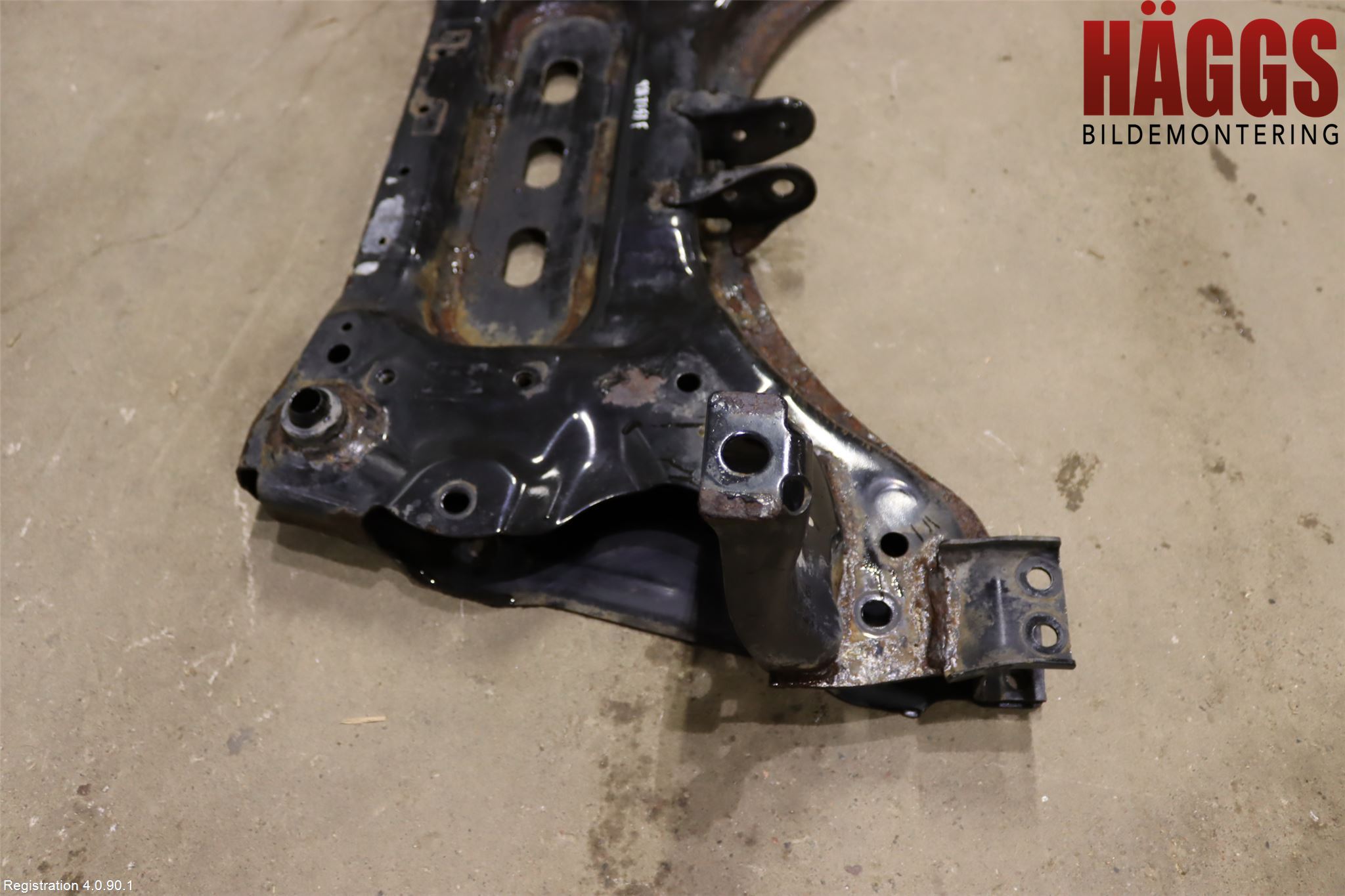 Nissan QASHQAI 14-17 Framvagnsbalk
