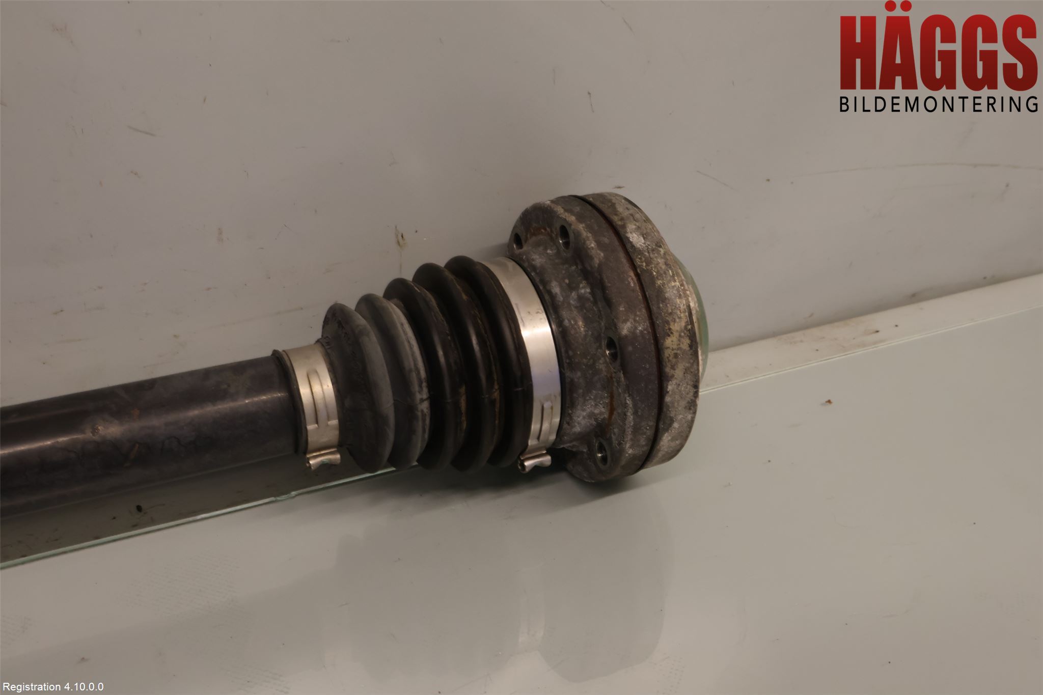 Audi A4 12-15 Drivaxel Bak Höger