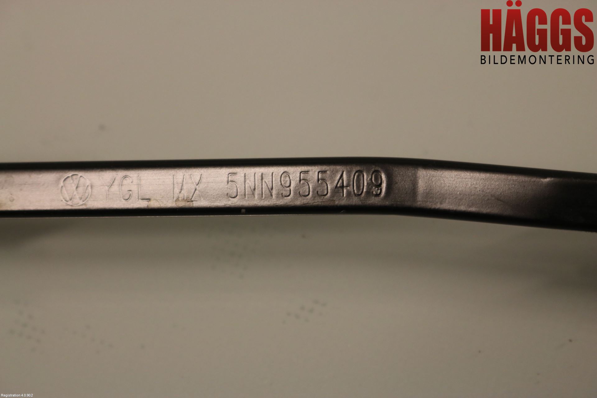 Volkswagen VW TIGUAN 16-24 Torkararm Armar Vindruta