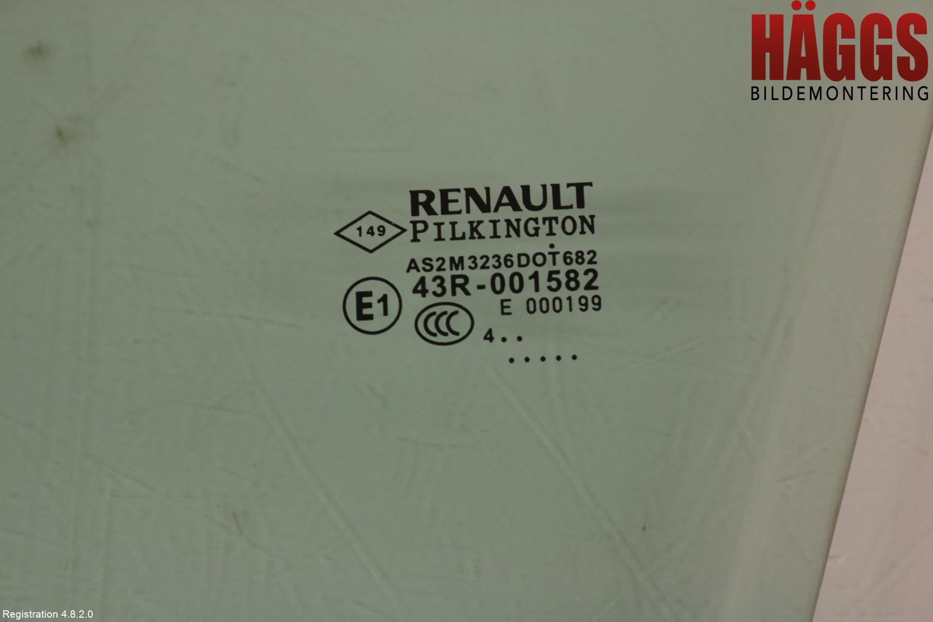 Renault CAPTUR 13-19 Dörruta Fram Vänster