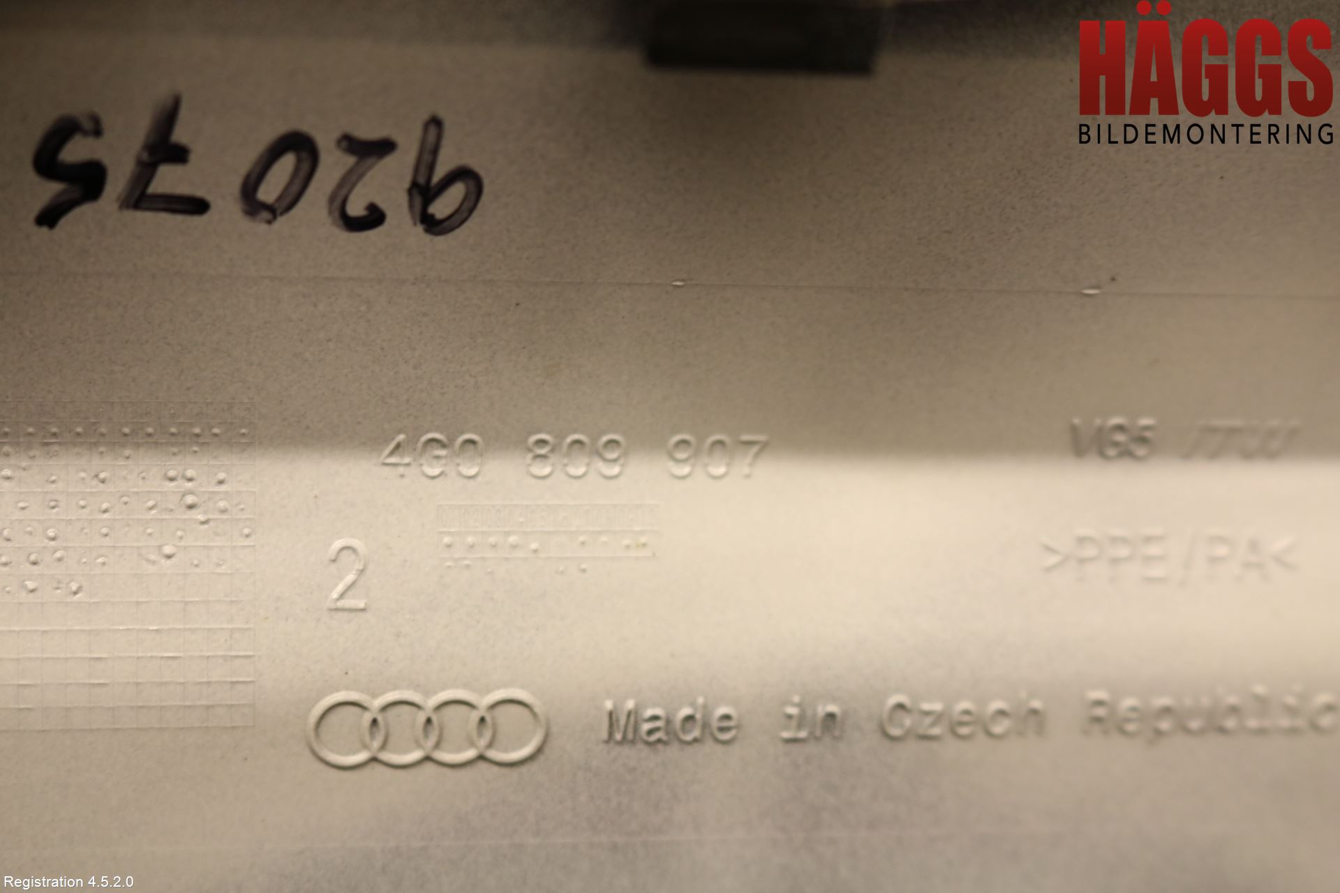 Audi A6 ALLROAD 12-18 Tanklucka