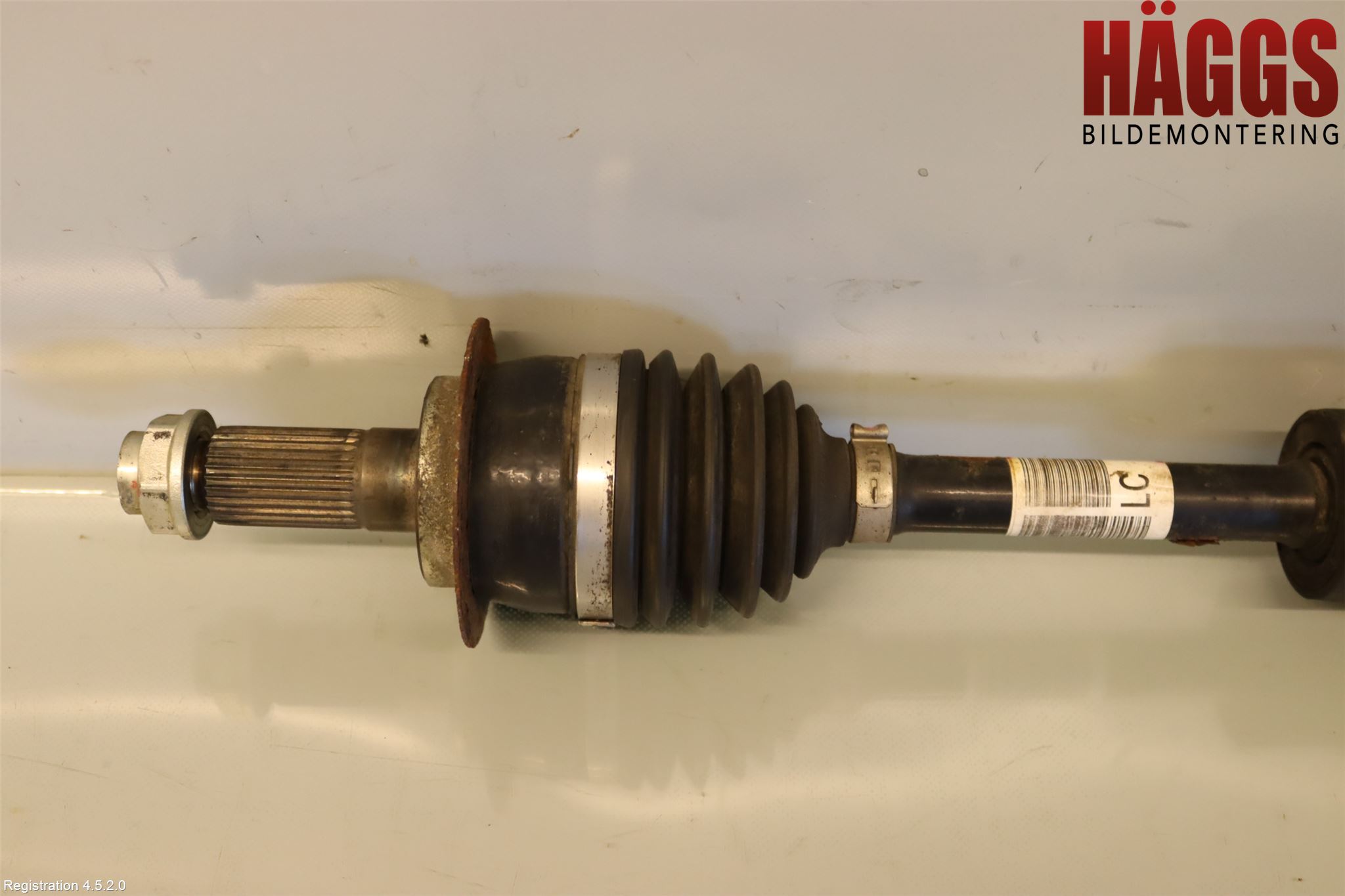 Suzuki SX4 S-CROSS 14-21 Drivaxel Fram Vänster