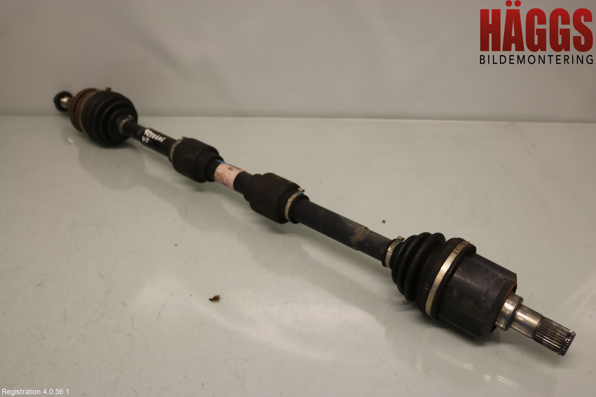 Hyundai i40 08-15 Drivaxel Fram Höger