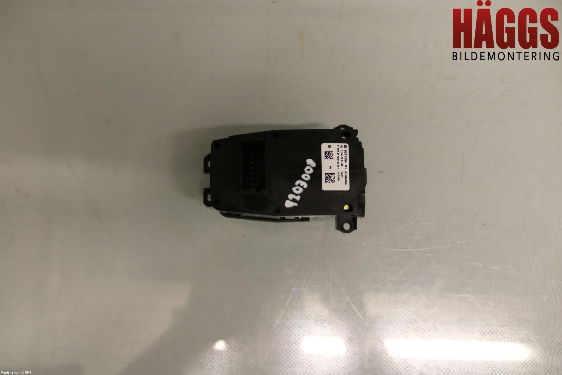 BMW 5 F10/F11/F18 09-17 Strömställare Parkeringsbroms
