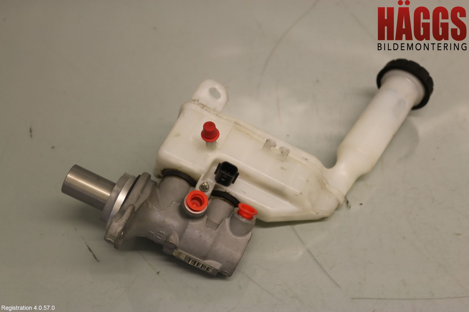 Nissan JUKE 10-14 Broms Huvudcylinder