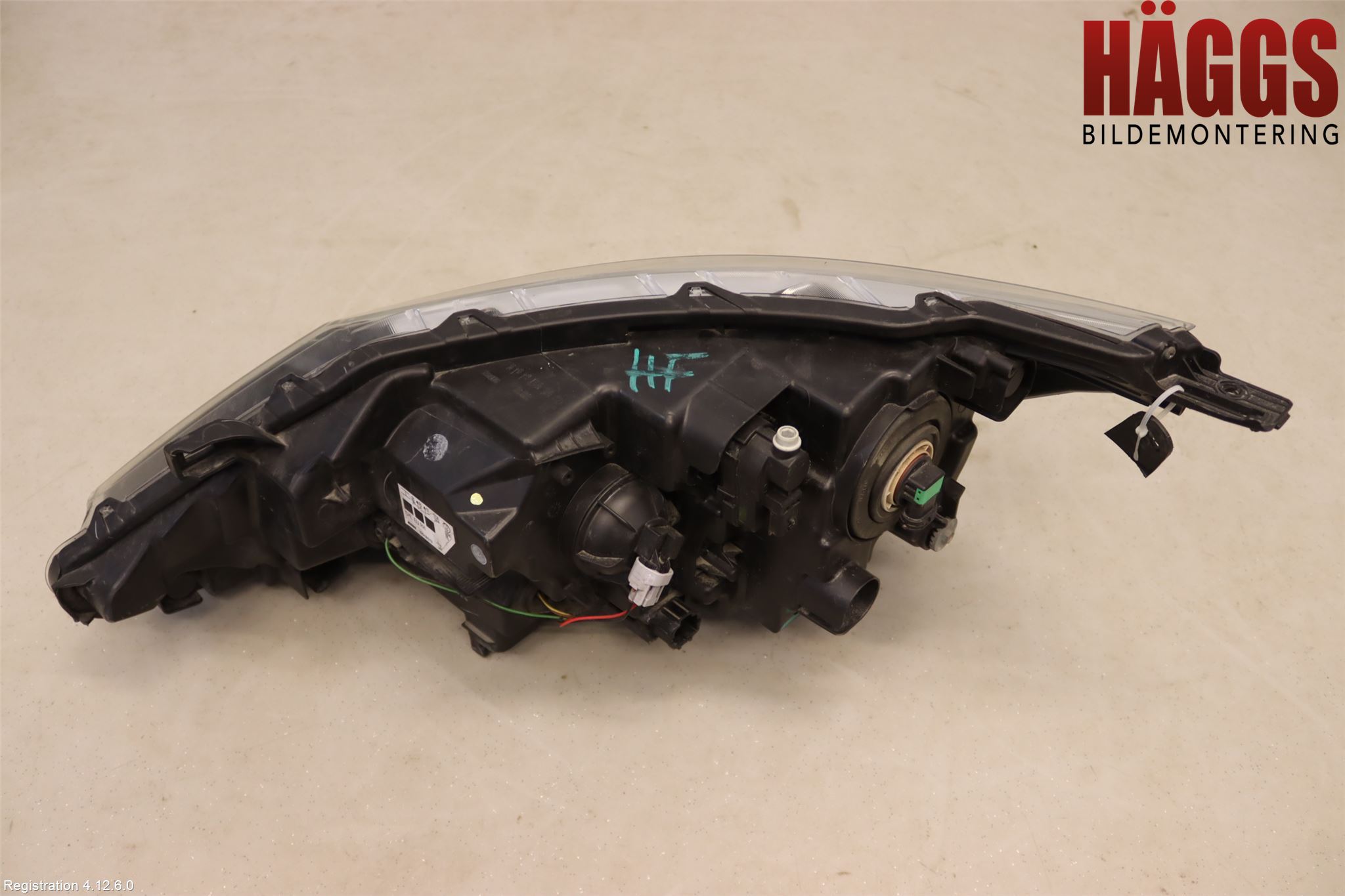 Nissan QASHQAI 14-17 Strålkastare Höger