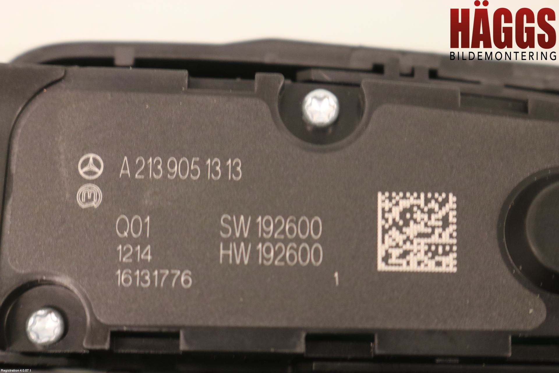 Mercedes-Benz MB E-KLASS (W213) 16-23 Instrumentkonsoll Mitt