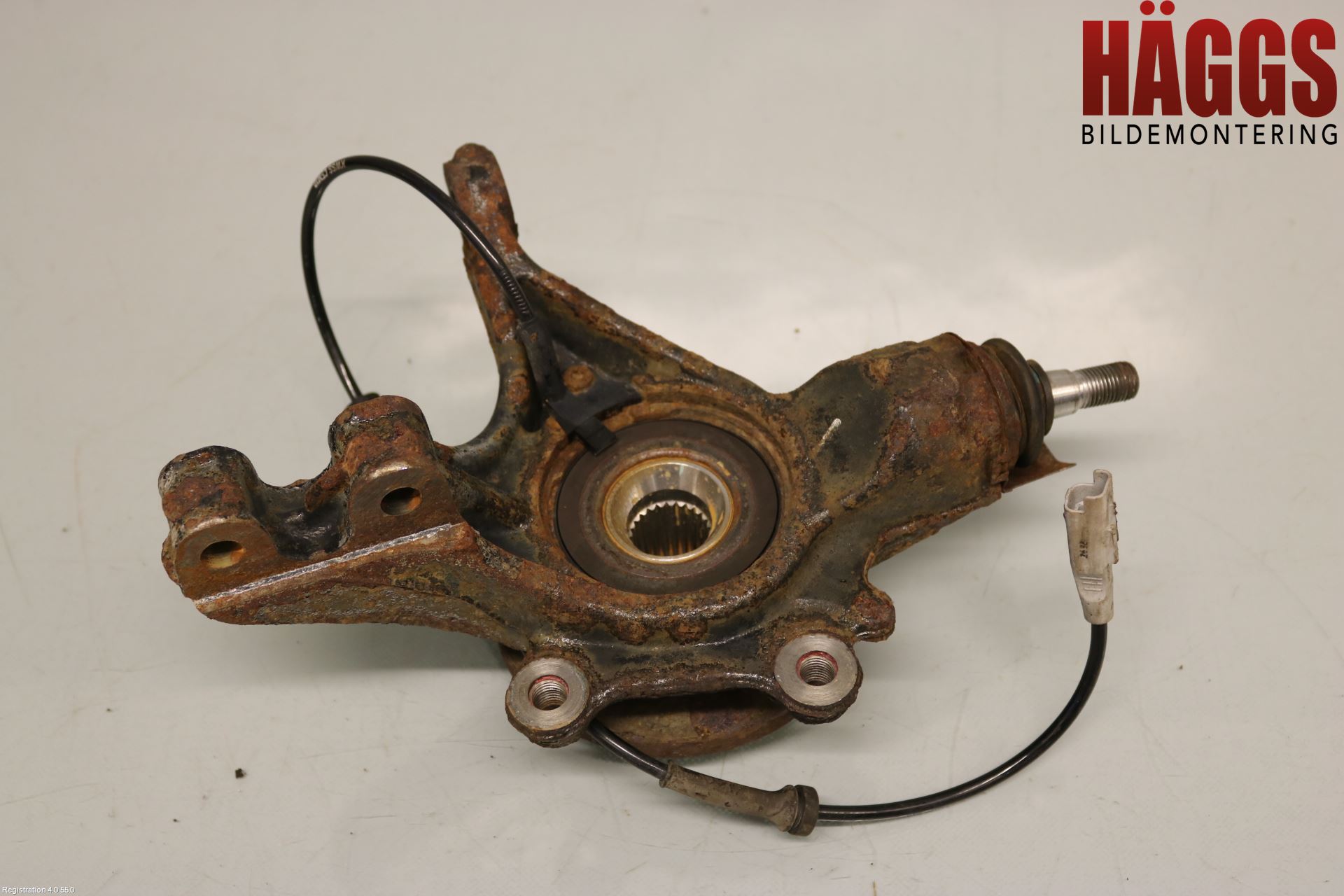 Peugeot PARTNER 08-15 Styrspindel Lagerhus Hö