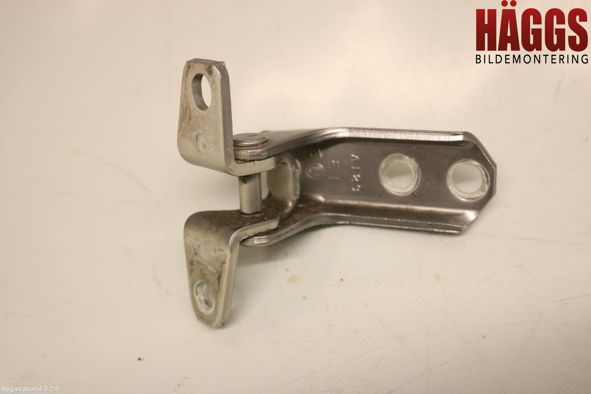 Mitsubishi OUTLANDER 13-21 Dörrgångjärn