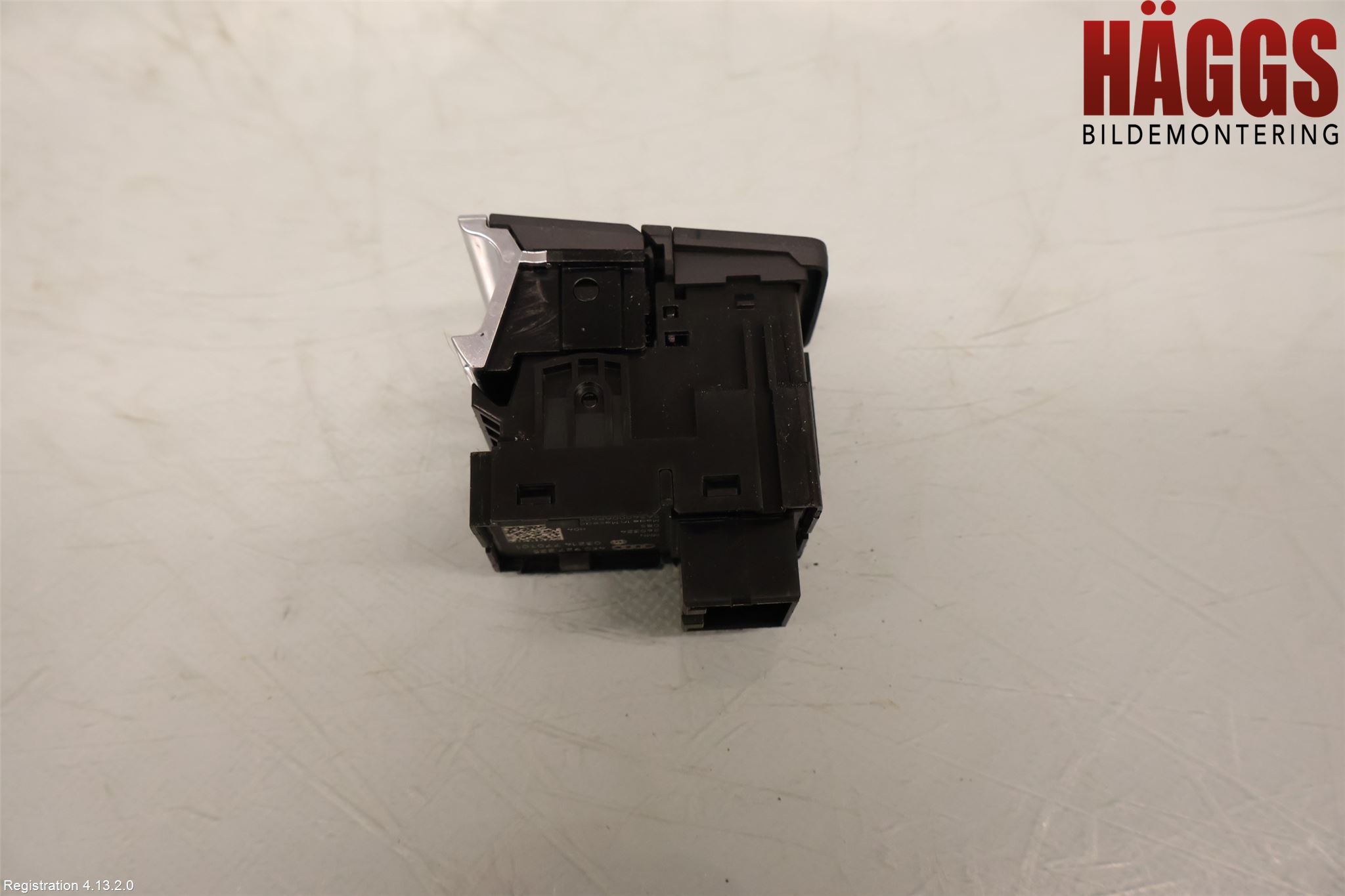 Audi A6 F2/C8 19- Strömställare Parkeringsbroms