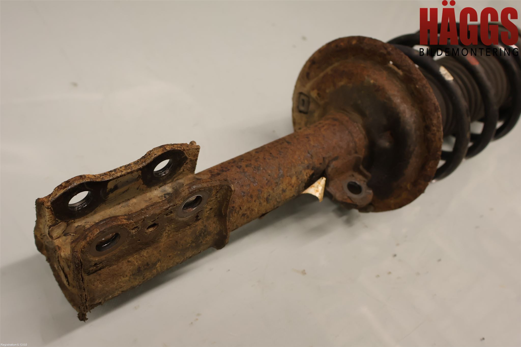 Toyota YARIS XP130 15-20 Fjäderben Fram Höger