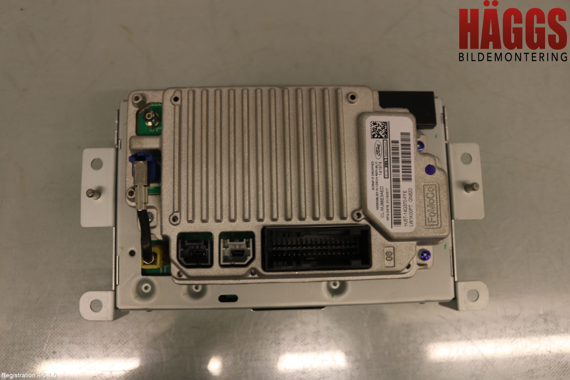 Ford KUGA 17-19 Multifunktionsdisplay