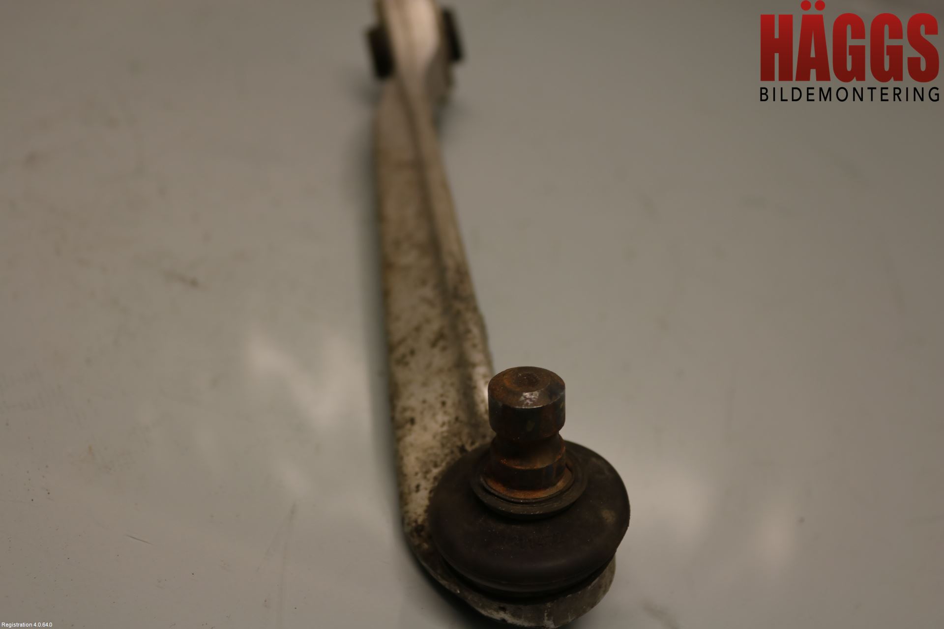 Volkswagen VW PASSAT 01-05 Bärarm Fram Övre Hö