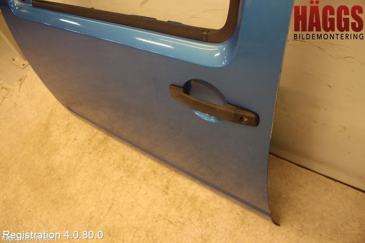 Nissan NAVARA 05-16 Dörr Fram Vänster