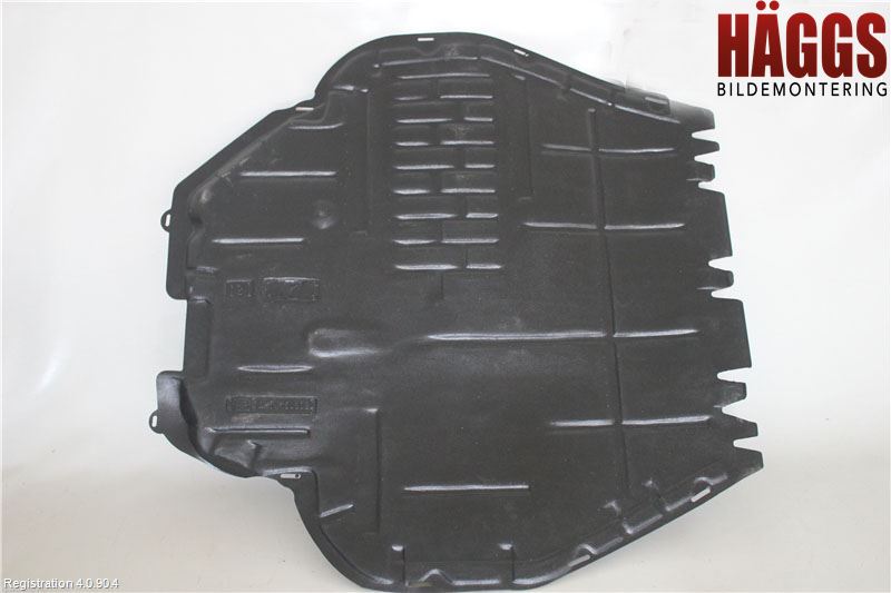 Audi A3/S3     96-03 Hasplåt Plåt-Plast