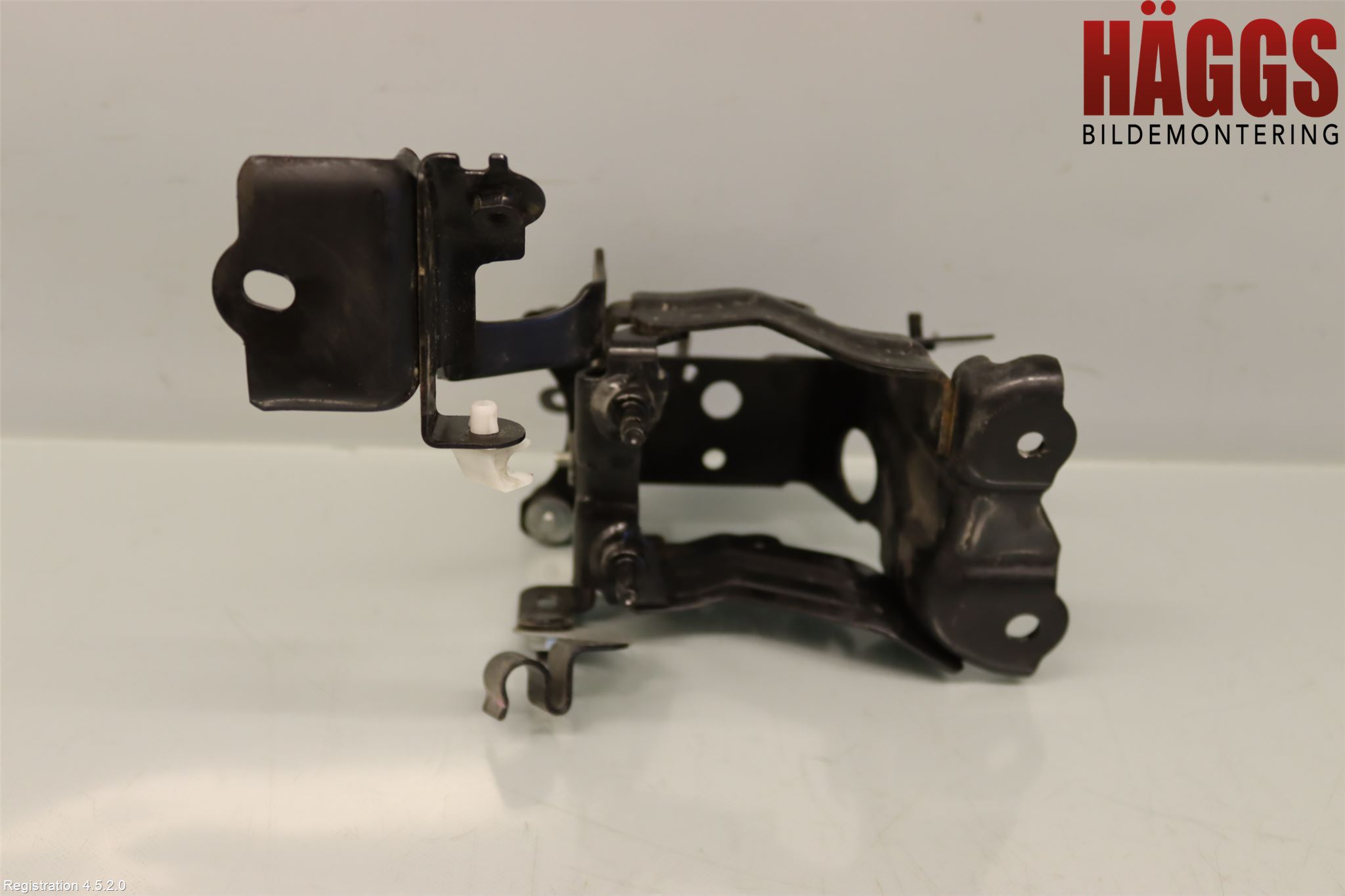 Lexus NX 300h 15-21 Broms Övrigt