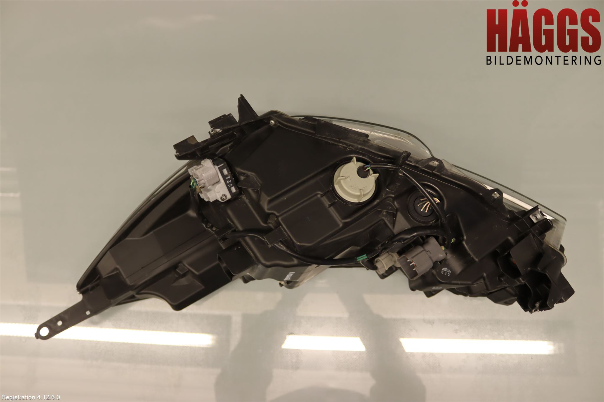 Subaru OUTBACK 15-20 Strålkastare Höger